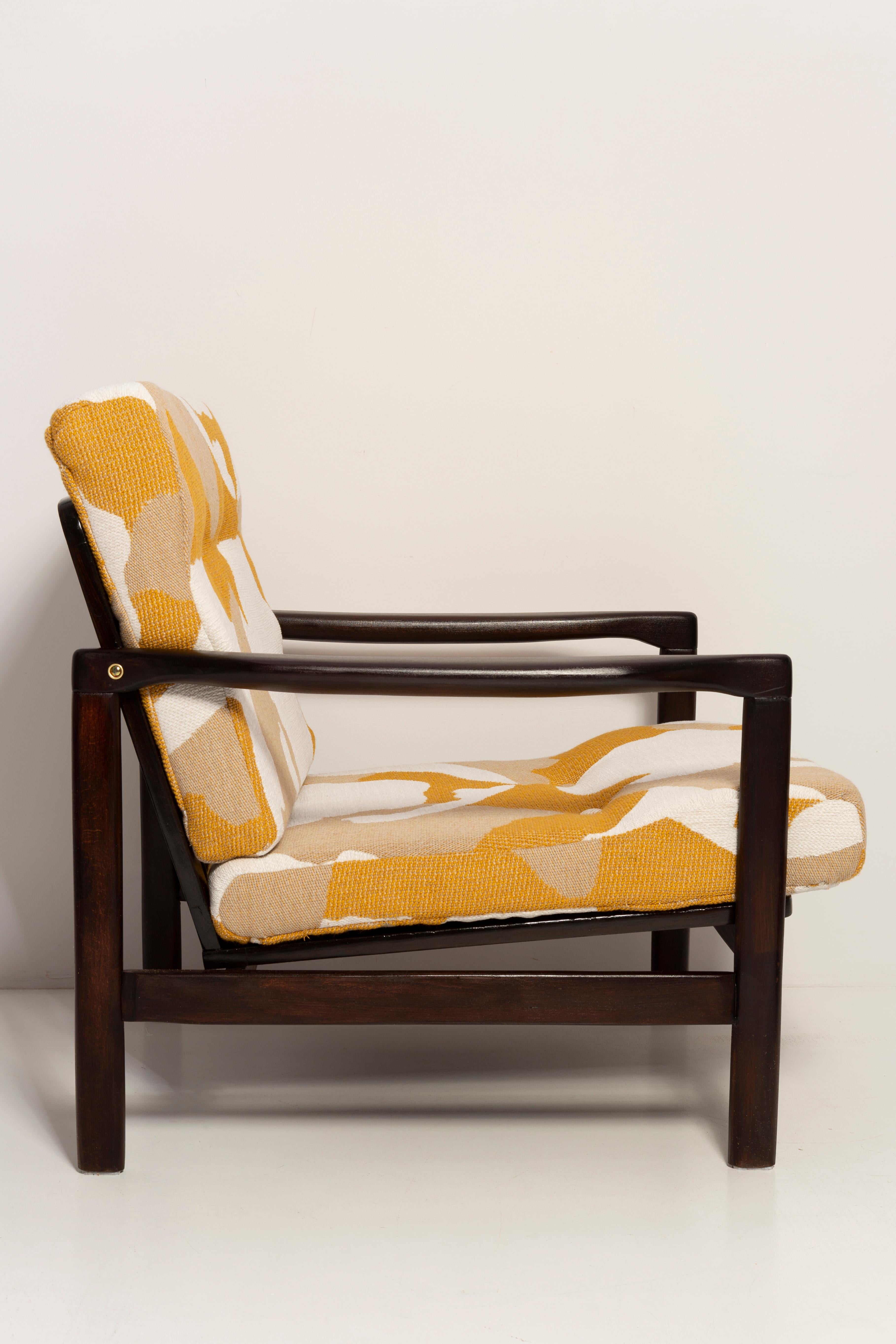 Hand-Crafted Mid Century Yellow and White Camouflage Armchair, Zenon Baczyk, Poland, 1960s For Sale