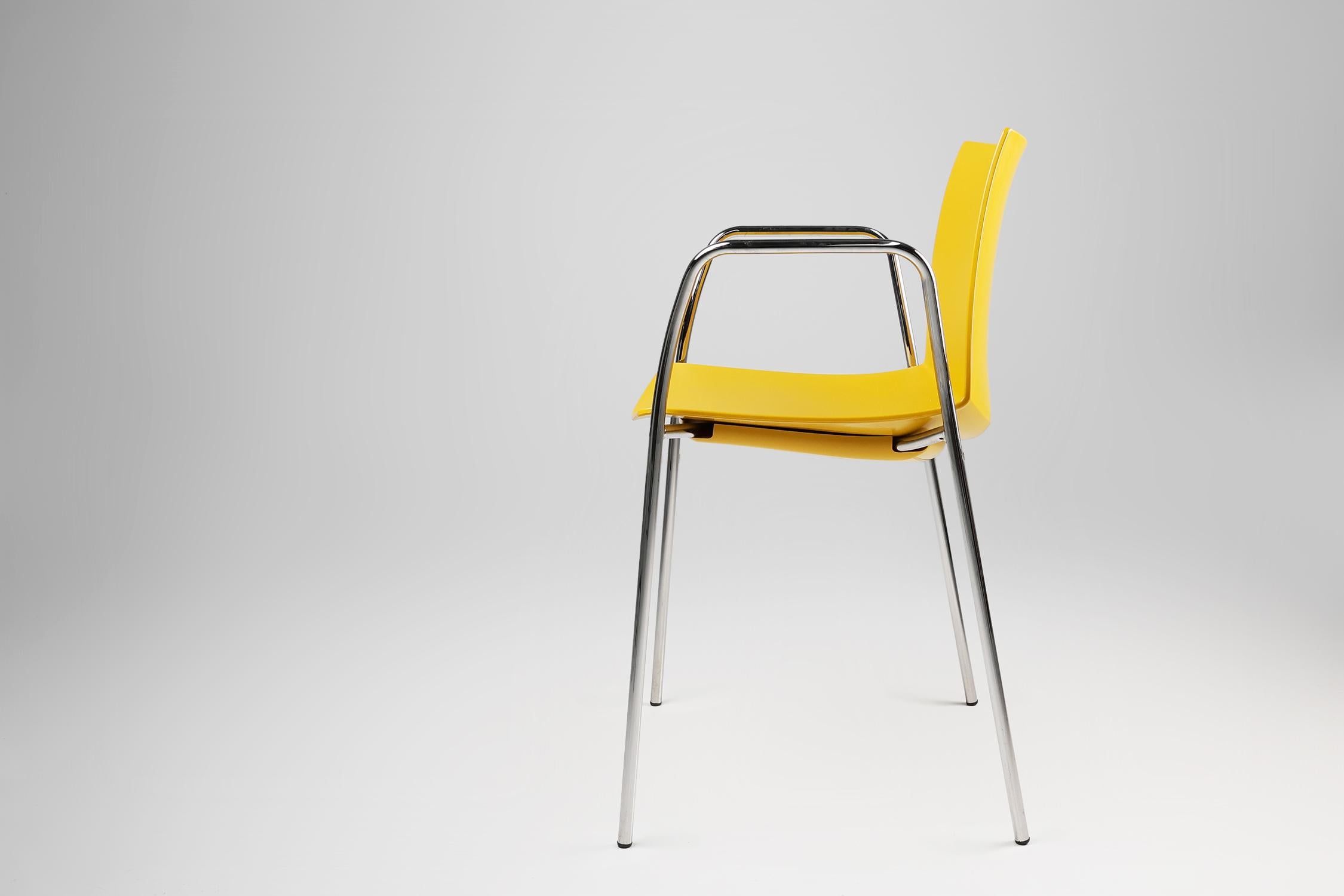 Mid-Century yellow Chair with Metal Frame and Plastic Seat, Belgium In Good Condition For Sale In Meulebeke, BE