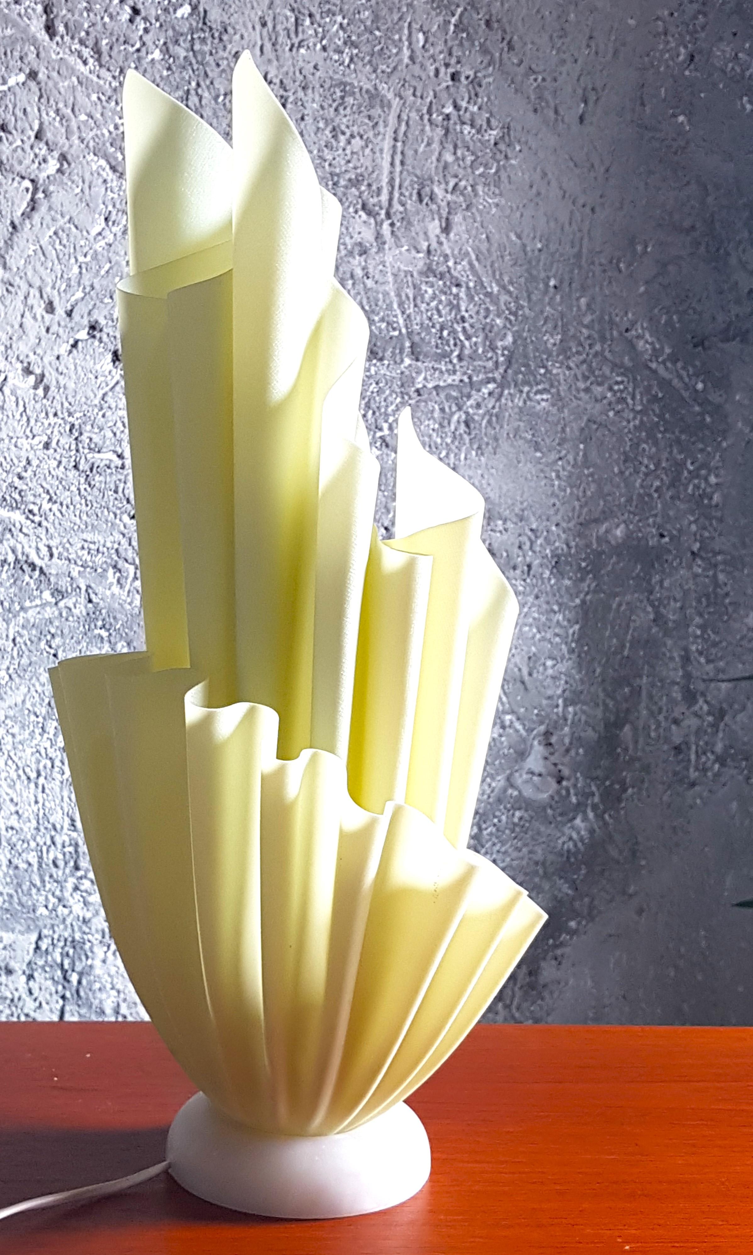 Mid-Century yellow Corolle Lamp by Georgia Jacob, France 1970s For Sale 6
