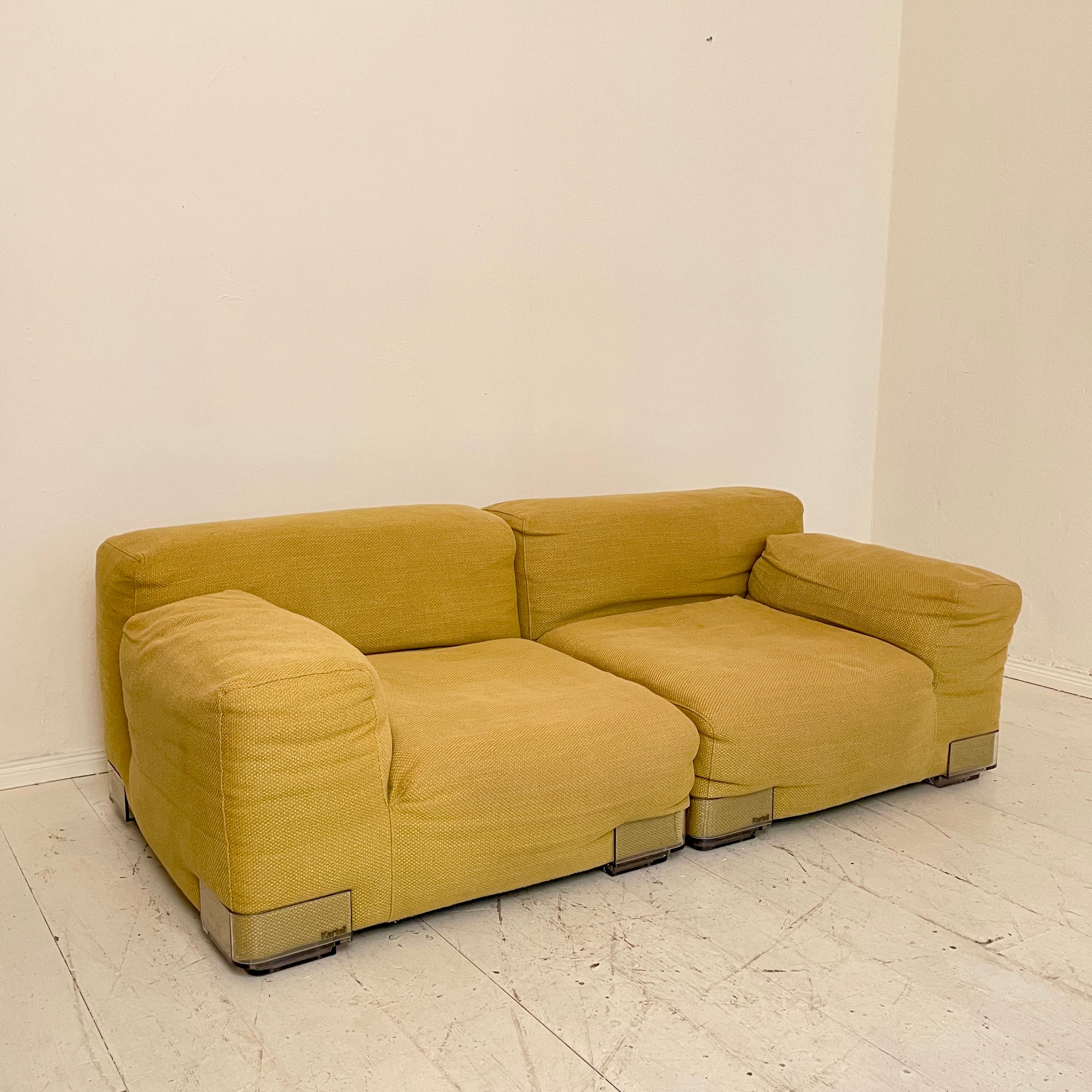 Late 20th Century Mid-Century Yellow Modular Wool Sofa Plastics Duo by Piero Lissoni for Kartell
