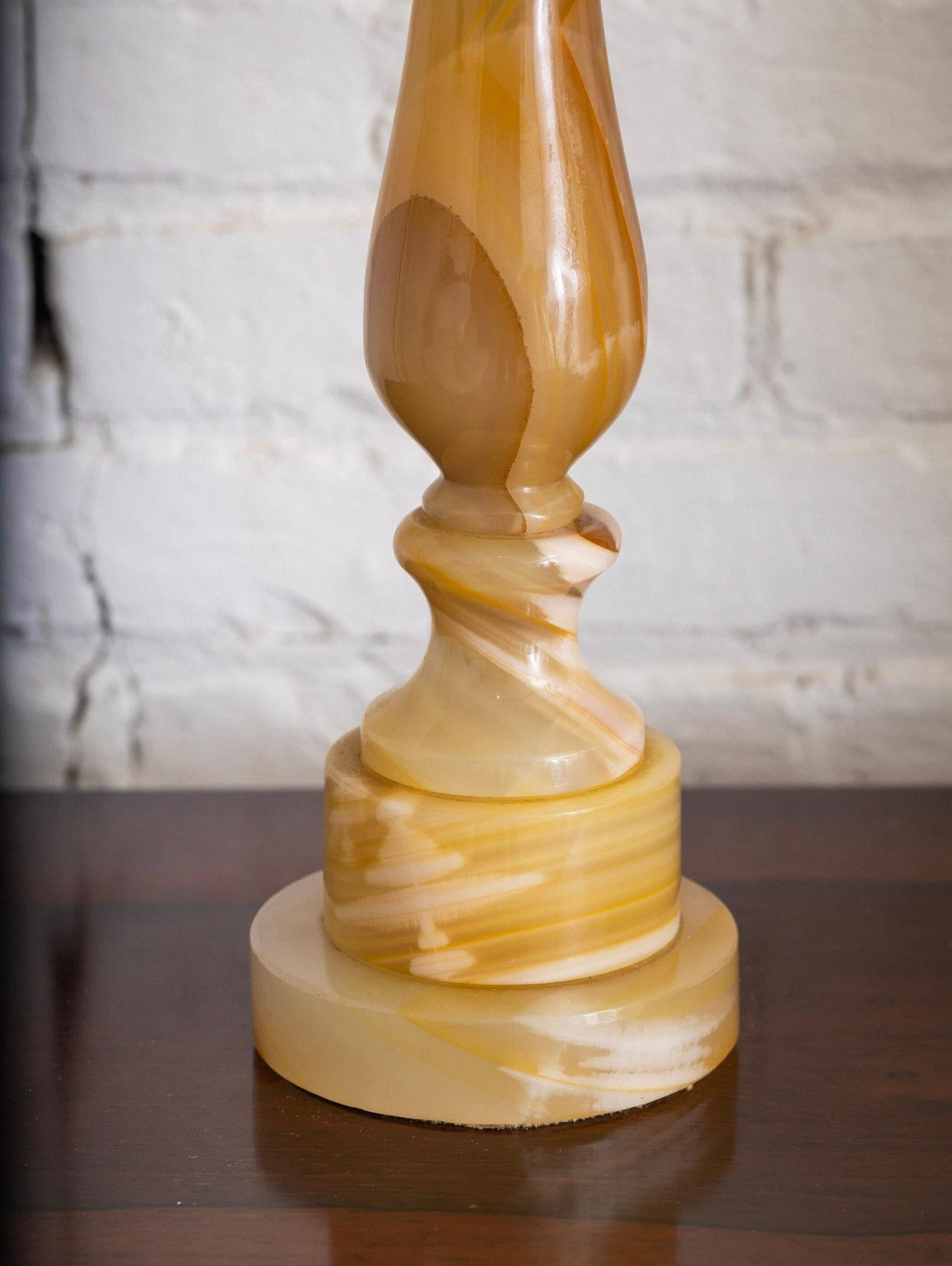 Mid-Century Modern Mid-Century Yellow Onyx Table Lamp For Sale