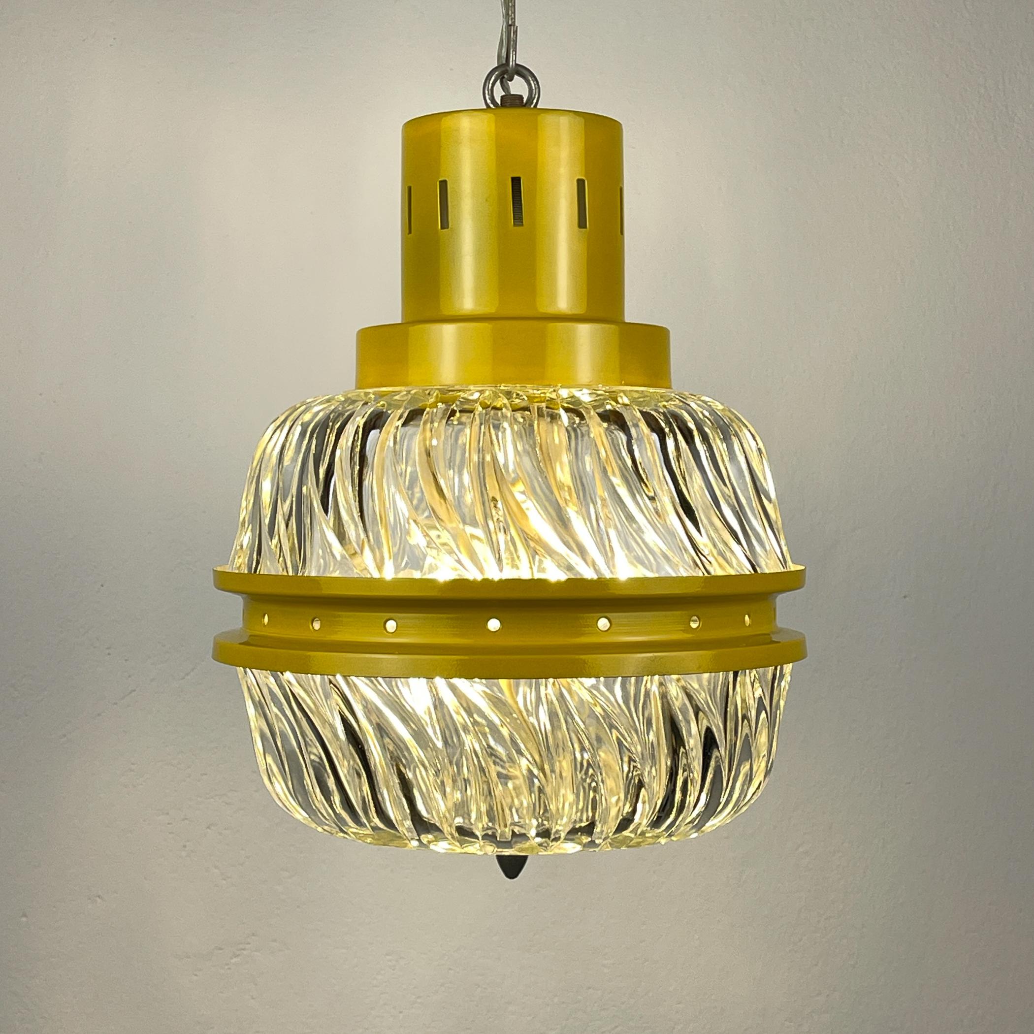 Mid-Century Modern Mid-century yellow pendant lamp, Italy 1960s For Sale