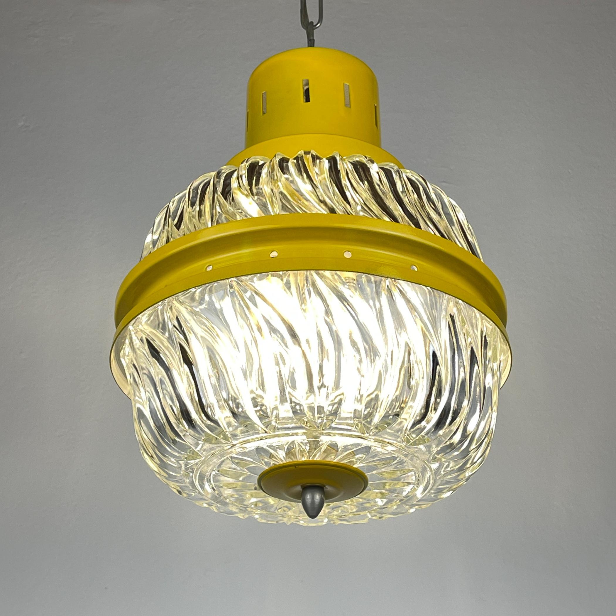 20th Century Mid-century yellow pendant lamp, Italy 1960s For Sale