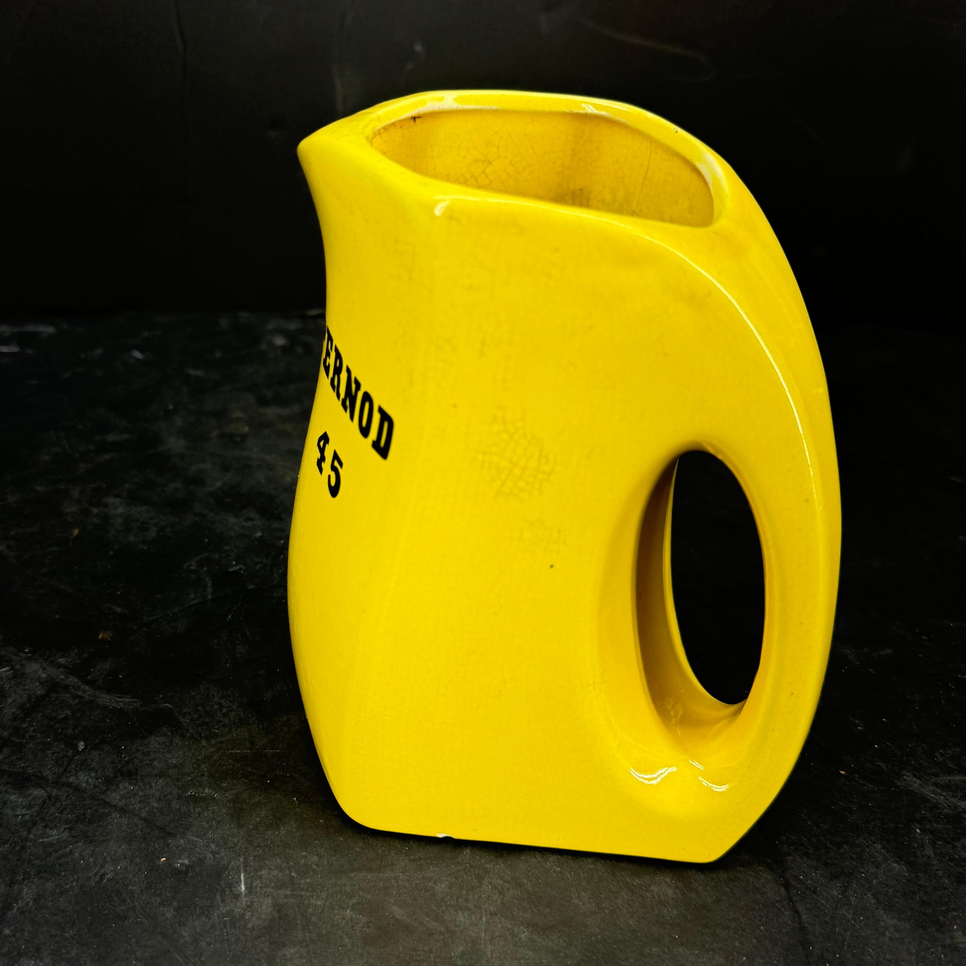 Pichet carafe en céramique jaune Pernod du milieu du siècle dernier en vente 4