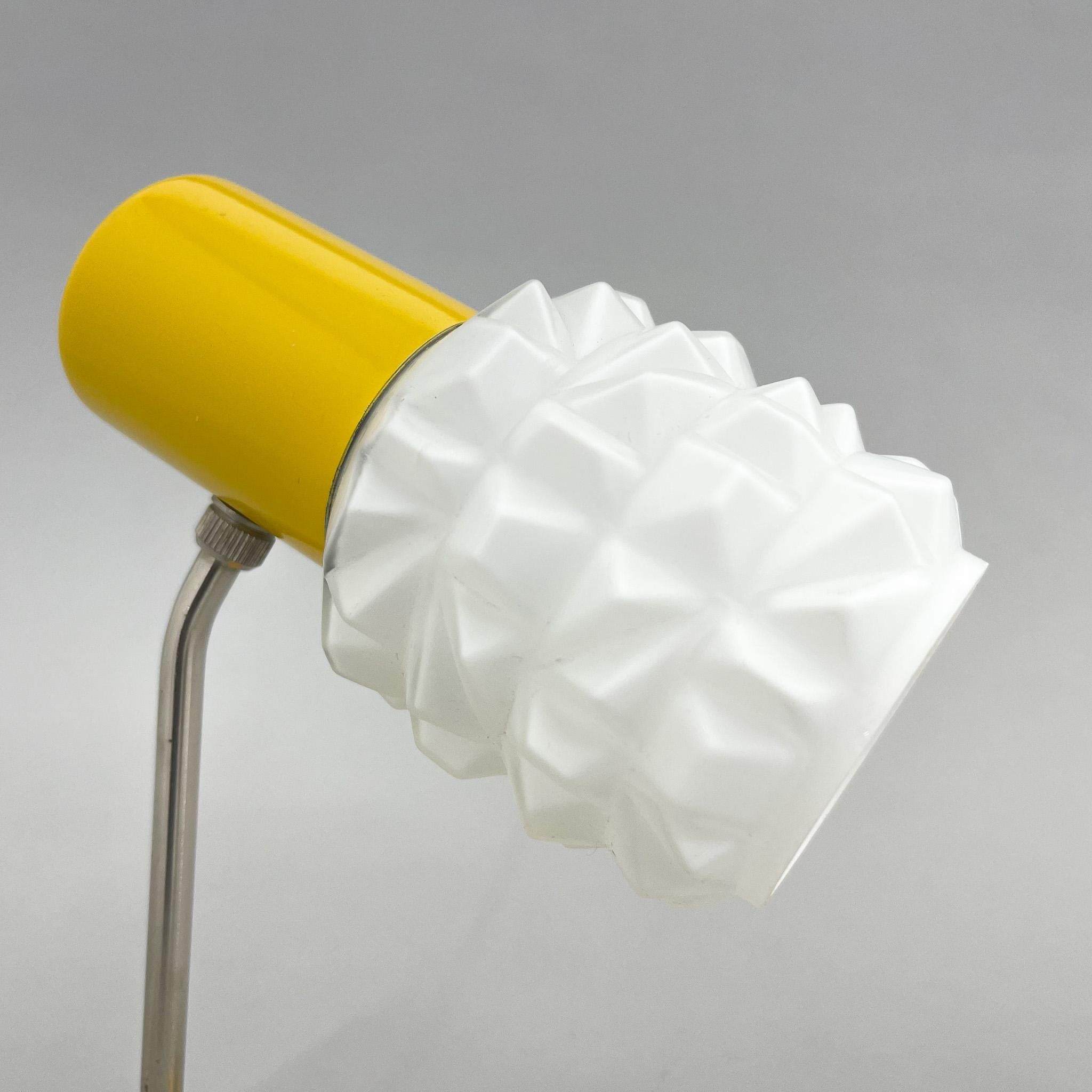 Mid-Century Yellow & White Table or Bedside Lamp, 1970s For Sale 1