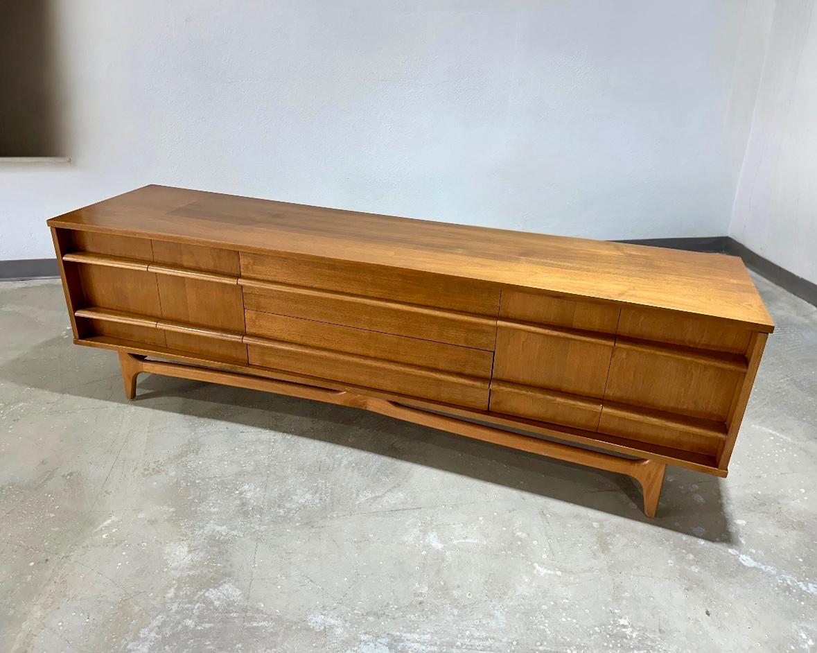 Stained Mid Century Young Manufacturing Curved Front Hutch For Sale