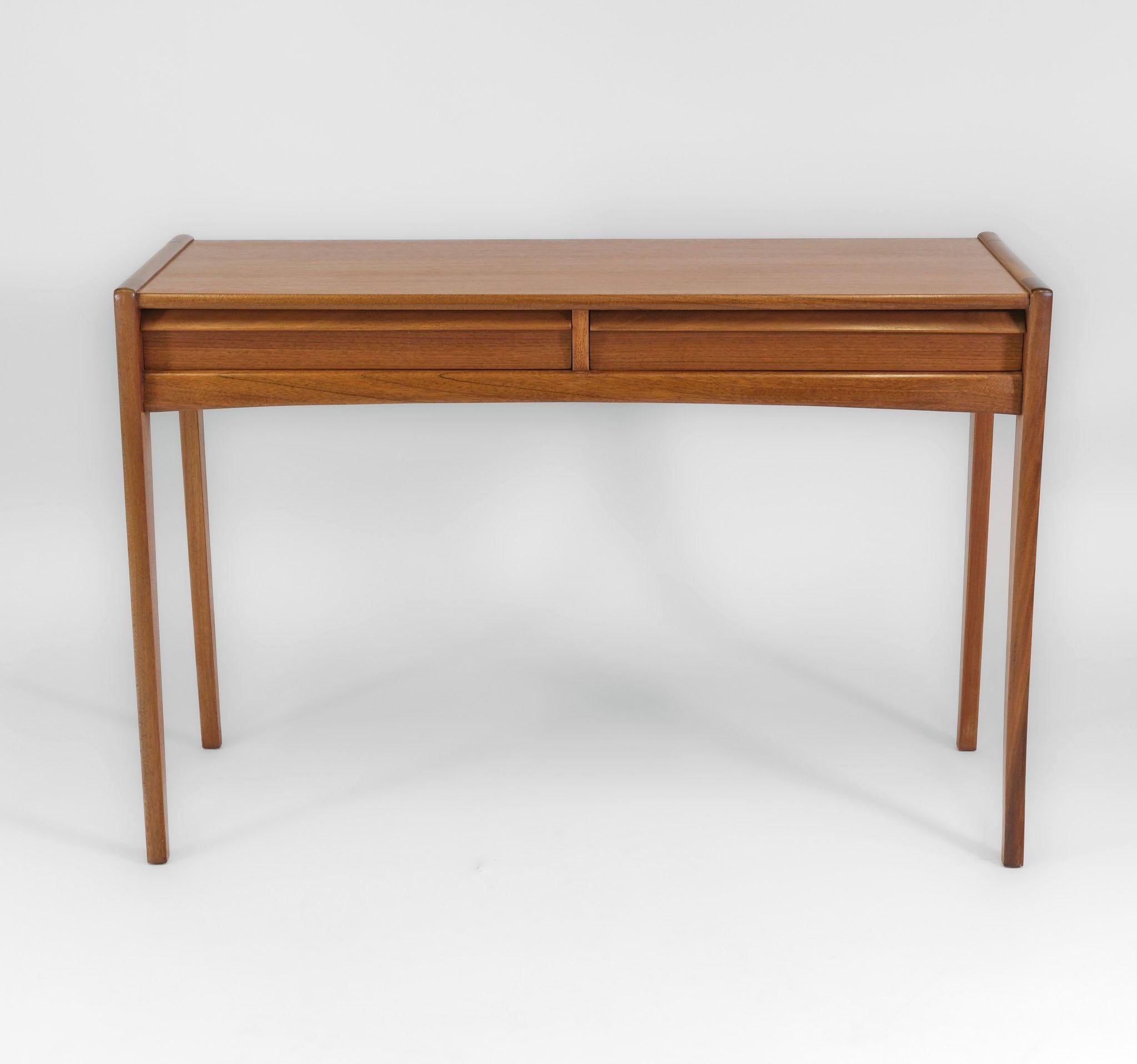 Mid Century Younger Teak Console Table 1960 In Good Condition In Norwich, GB