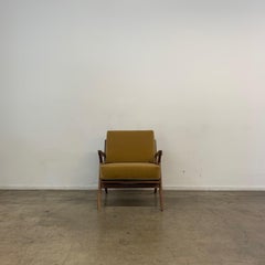 Mid Century Z chair in Walnut