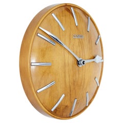 Horloge murale du milieu du siècle en Oak Zenith