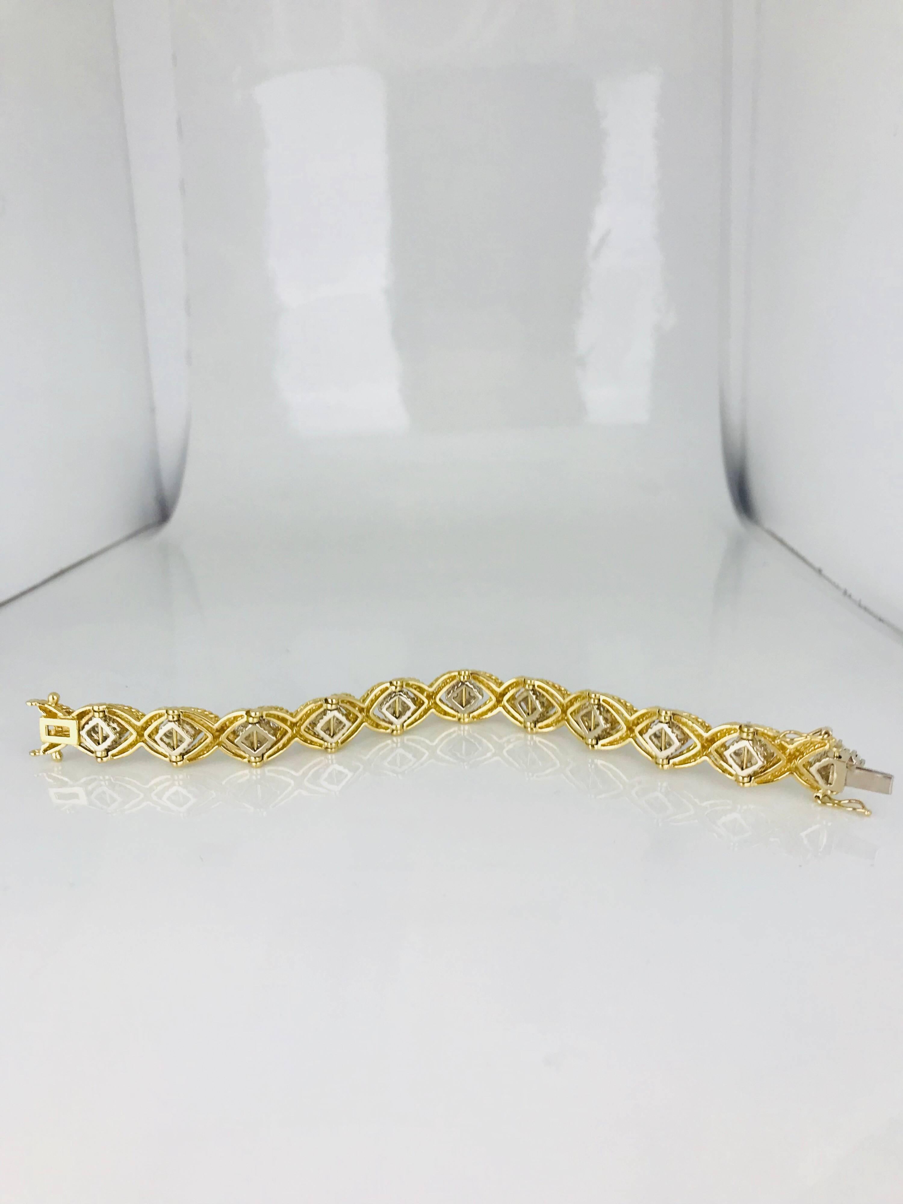 Round Cut Midcentury, Diamond Link Bracelet with 3.00 Carat Total Weight For Sale