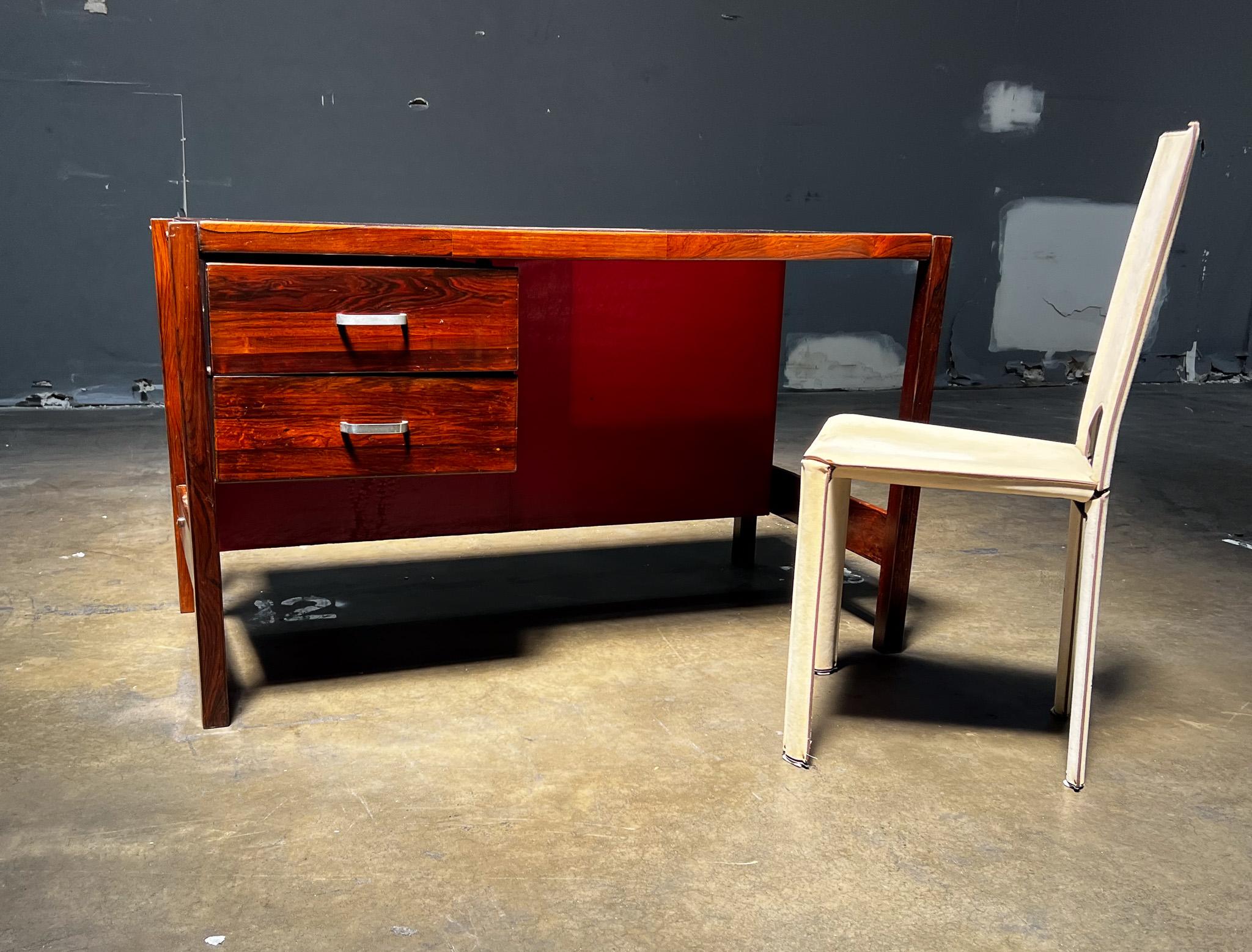 Moderner Schreibtisch aus Hartholz von Jorge Zalszupin für L'Atelier, ca. 1960er Jahre im Angebot 10