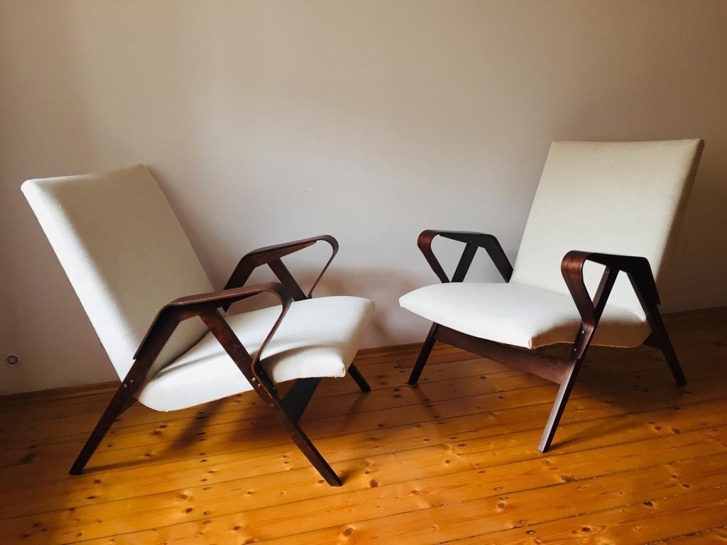Mid-Centuy Set of Two Armchairs And Stool from Tatra  For Sale 6