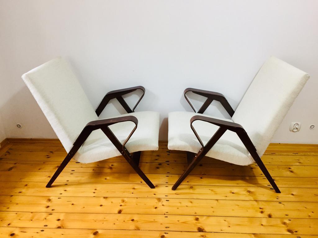 Wool Mid-Centuy Set of Two Armchairs And Stool from Tatra  For Sale