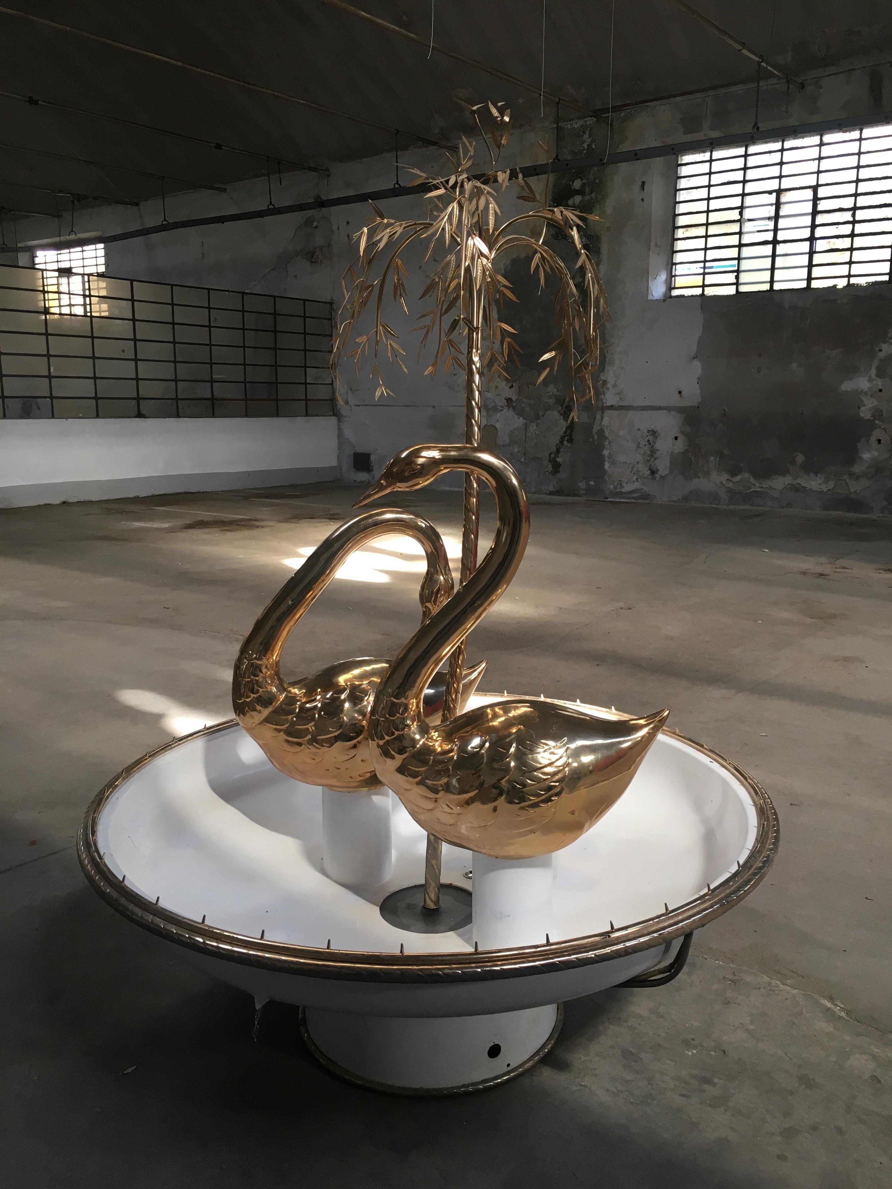 Metal Mid-Century Modern Italian Fountain with Gilt Brass Swans and Weeping Willow