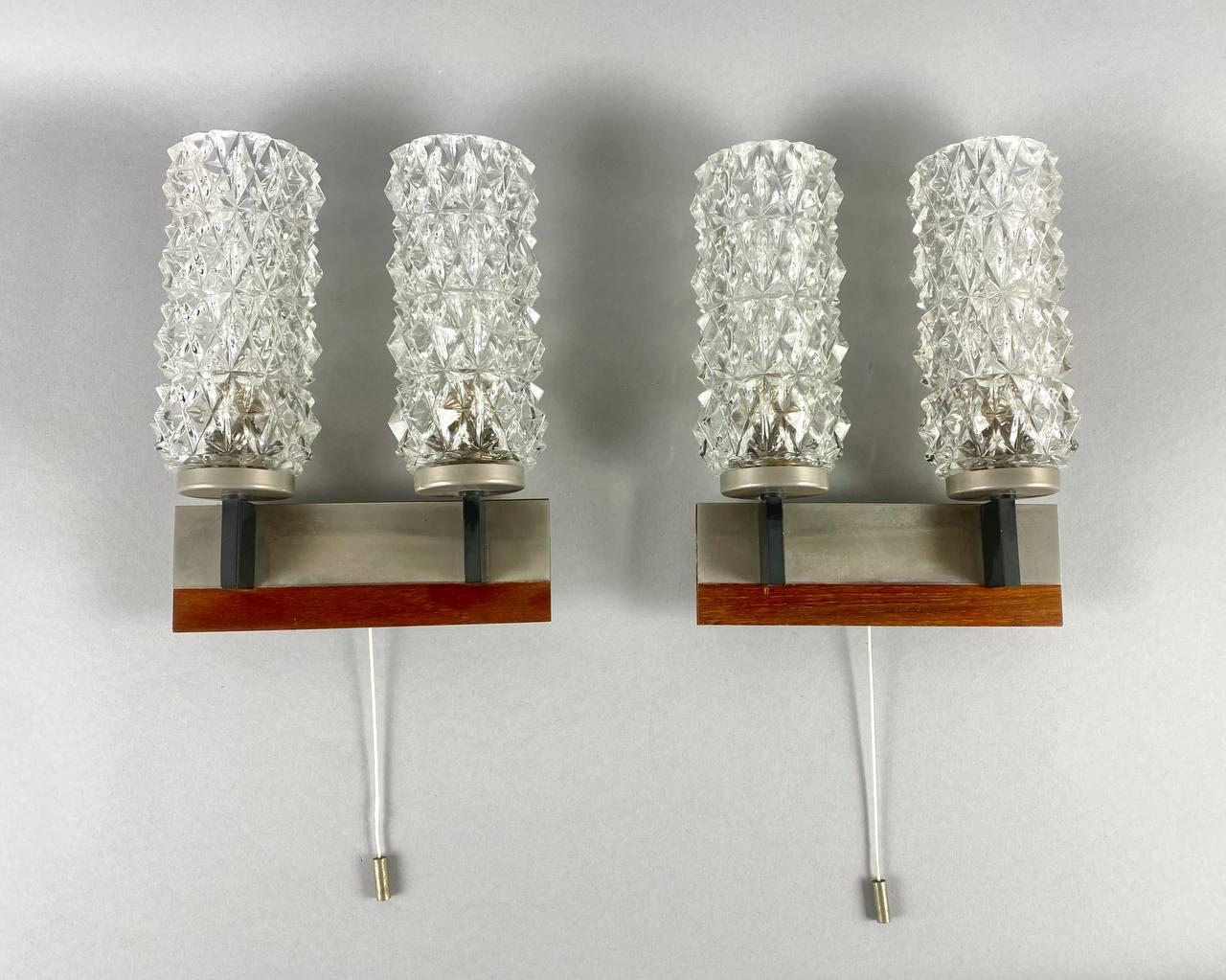 Mid-Century Modern Mid-Cenury Modern Pair of Wall Sconces Vintage Double Light Wall Lamps For Sale