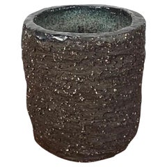 Vase en Poterie Studio Brutaliste du milieu du siècle signé 55