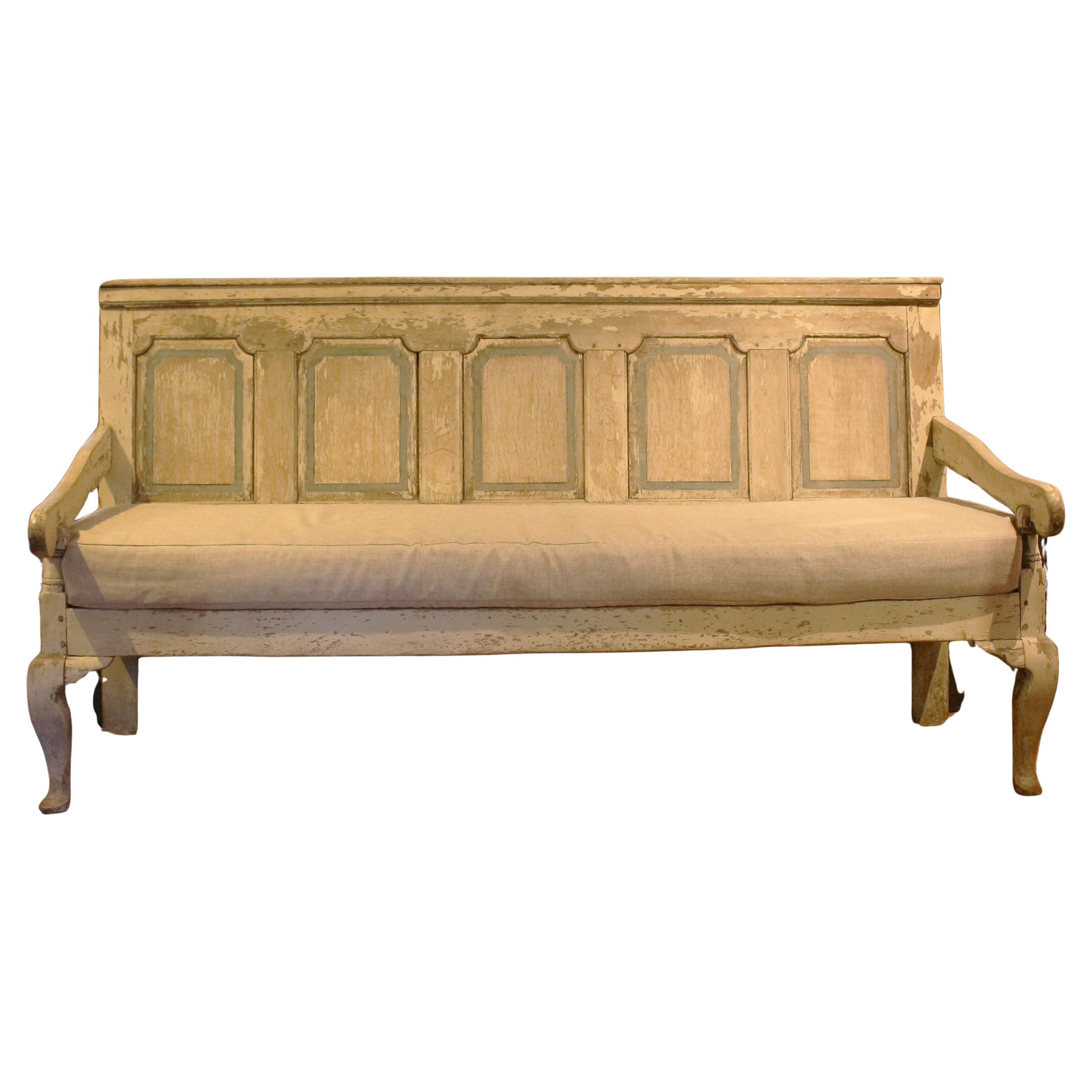 Mid-Late 18th Century English Painted Settle For Sale