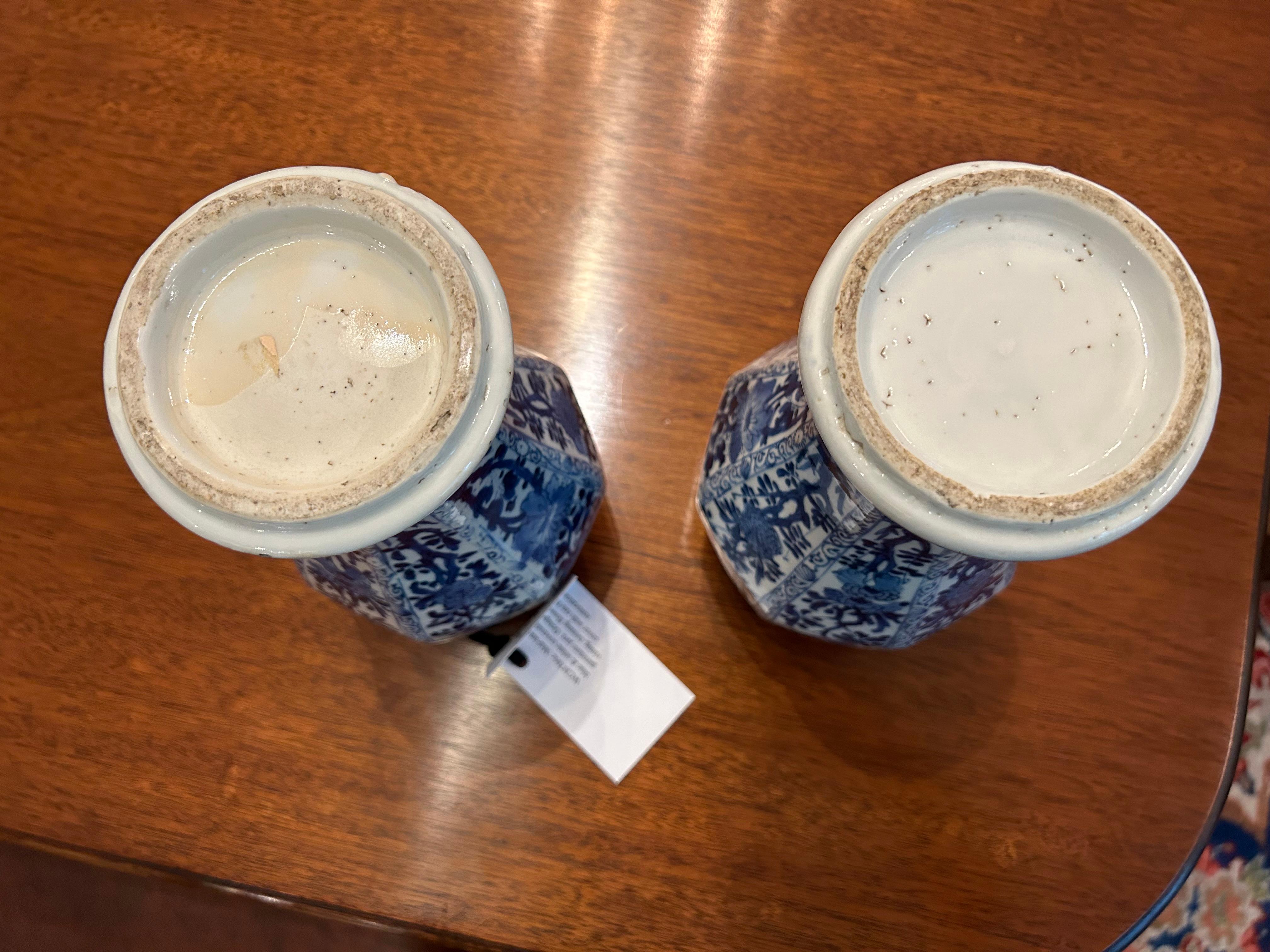 Mid-Late 18th Century Pair of Chinese Export Covered Jars 4
