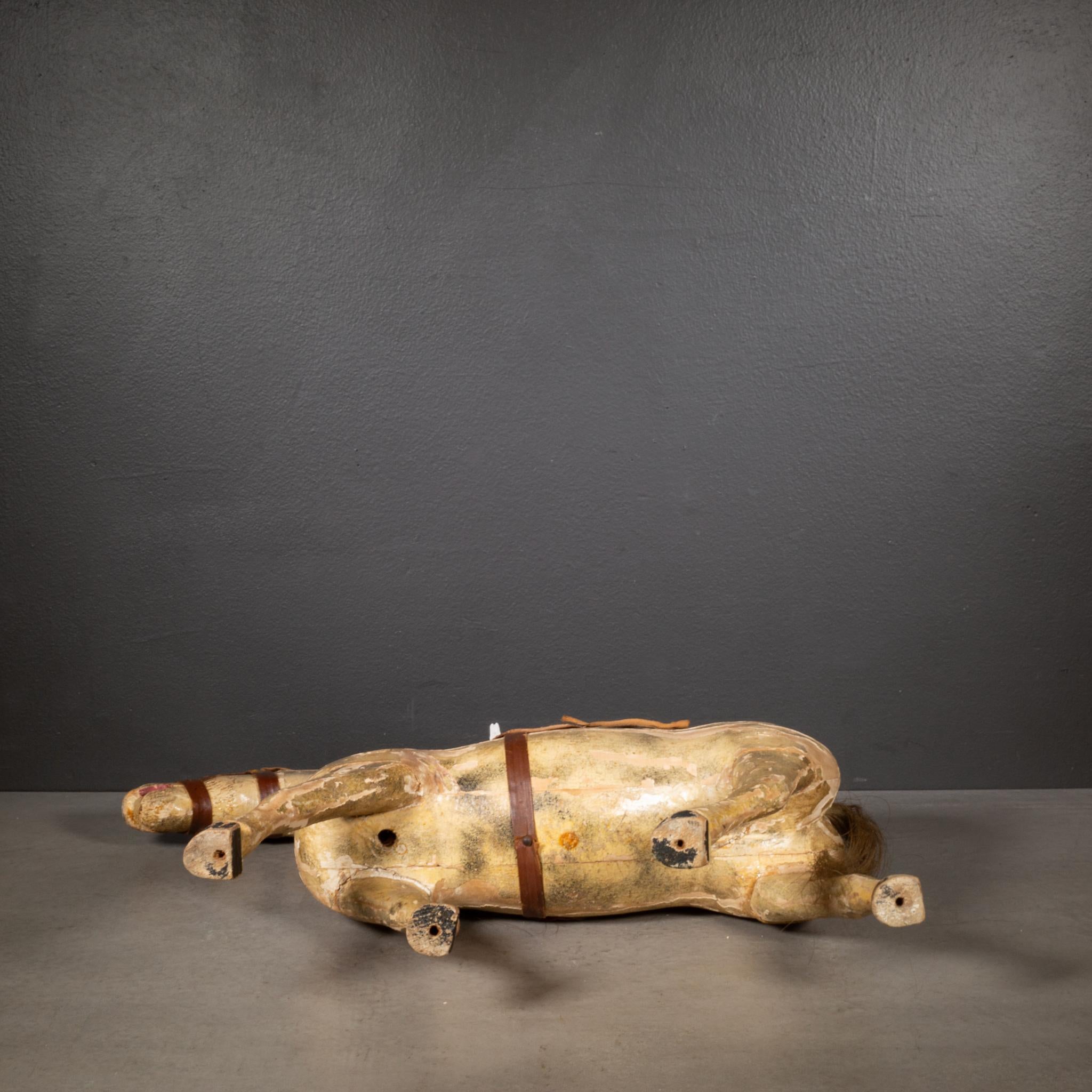 Metà-fine del XIX secolo. Cavallo intagliato, 1850-1890 ca. in vendita 1