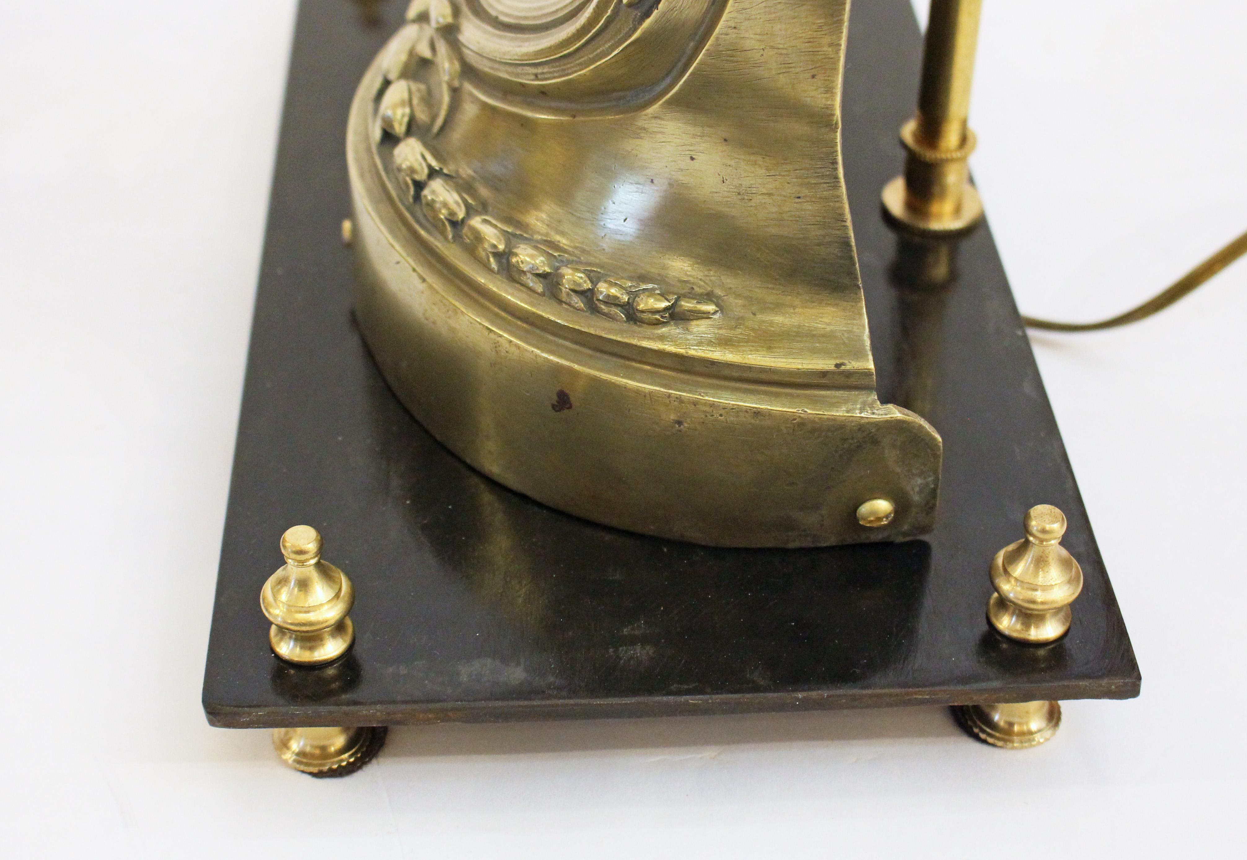 Pareja de Chenets Franceses de Bronce Montados como Lámparas de Mediados del Siglo XIX en venta 1