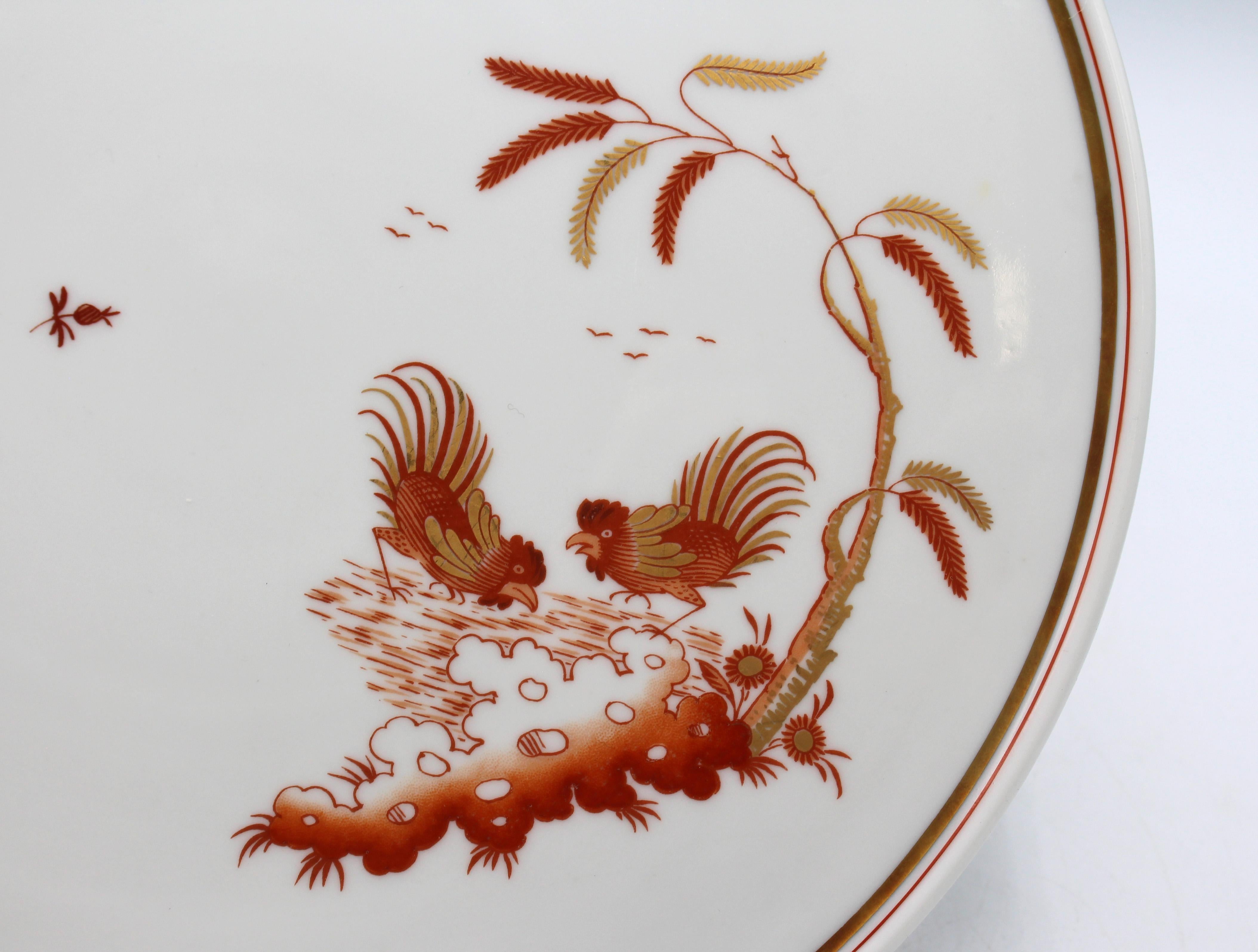 Mid-Late 20th Century Italian Richard Ginori Cake Stand For Sale 1