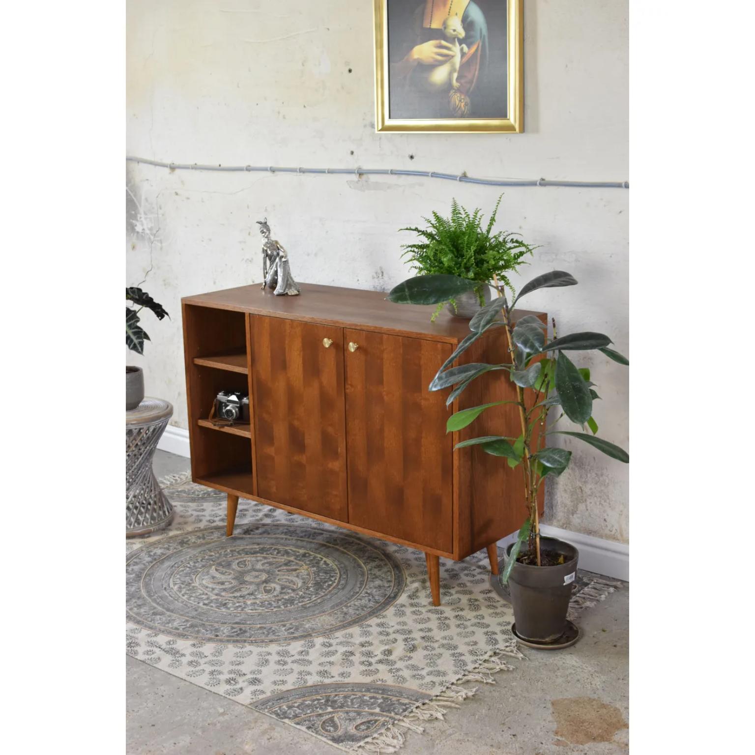 Tacheté Meuble de rangement moyen et moyen par Pastform en vente