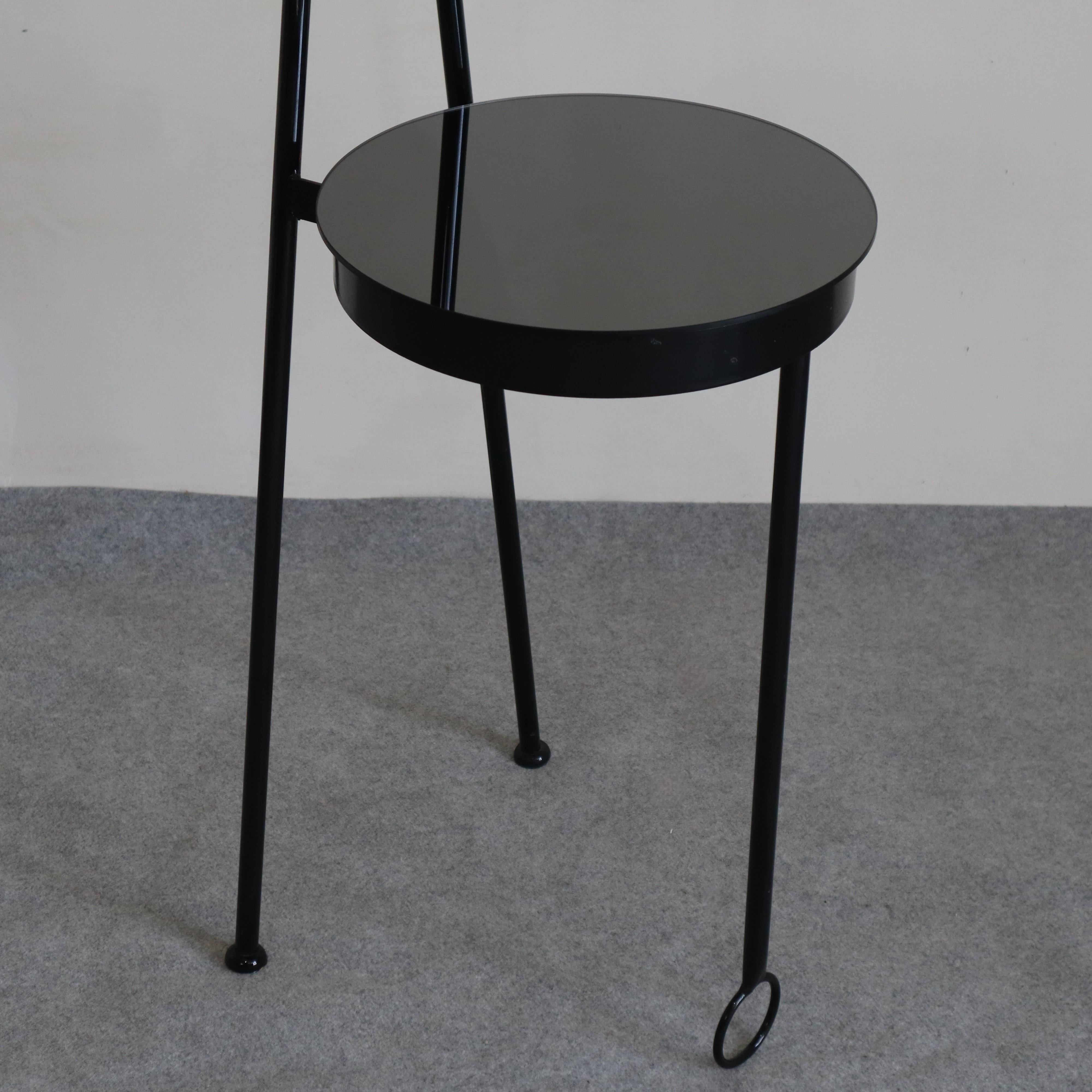 Table de toilette moderne du milieu du siècle dernier style Philippe Starck, Italie, années 1990 Bon état - En vente à Nicolosi, IT