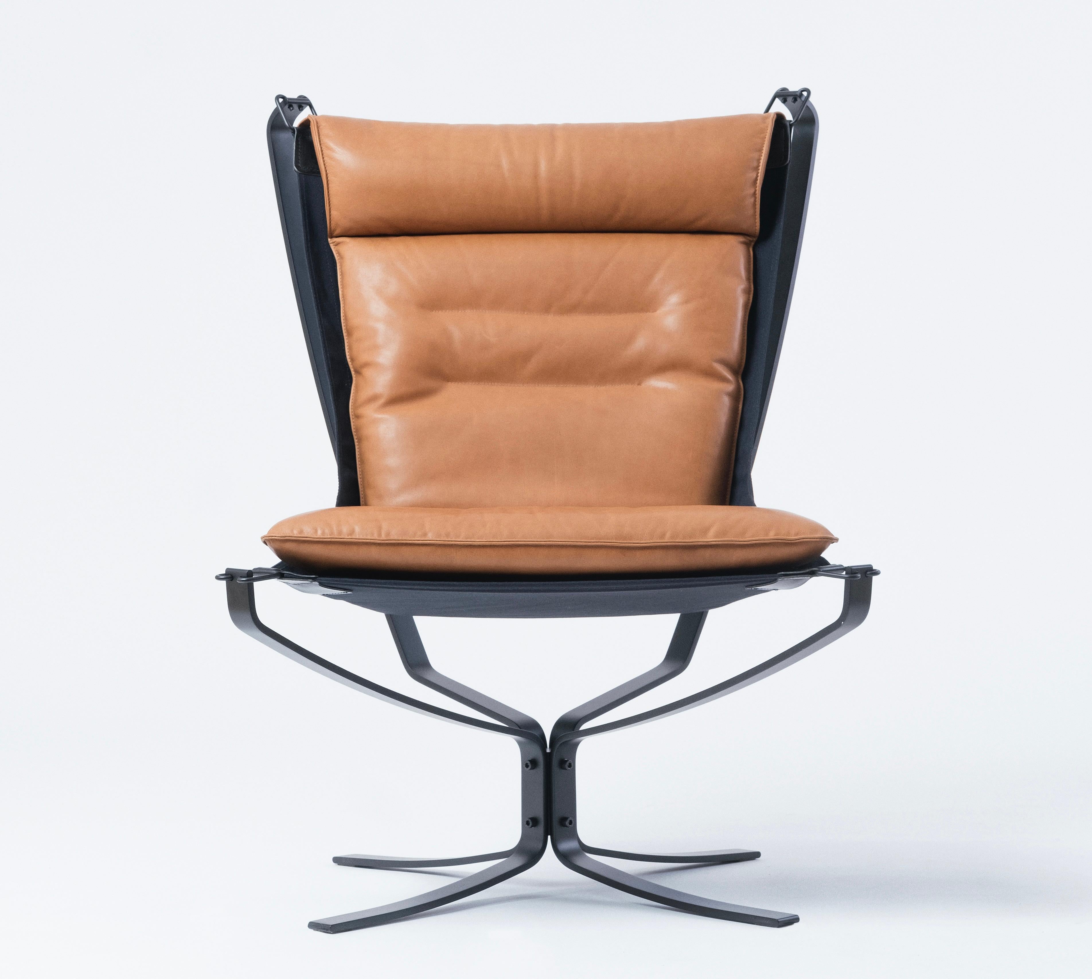 Scandinave moderne Fauteuil de salon Falcon Phoenix, moderne du milieu du siècle dernier, à dossier haut par Ingmar Relling, Nouveau en vente