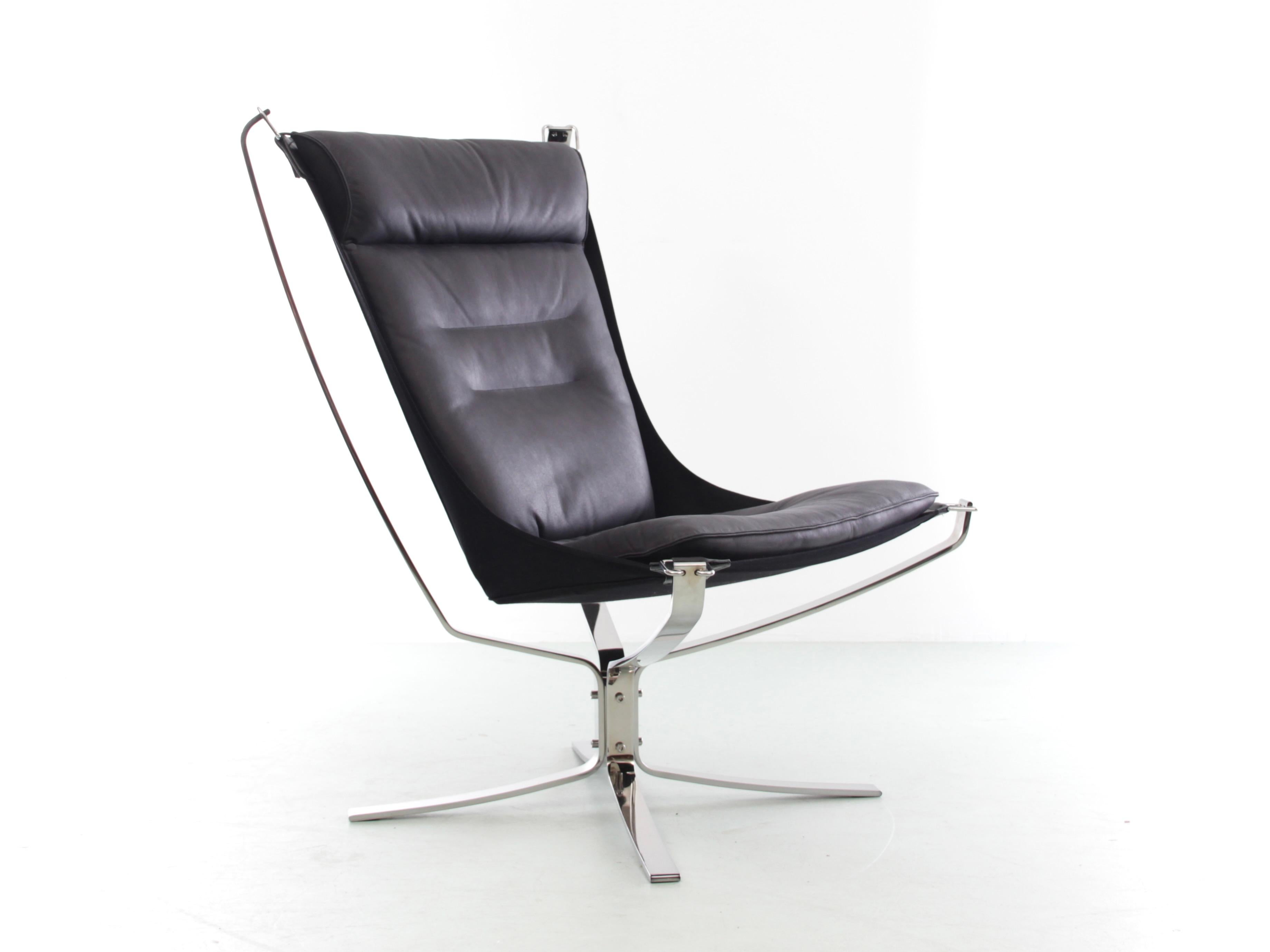 Swedish Mid-Century Modern Falcon Phoenix Loungechair, Hight Back by Ingmar Relling, New For Sale