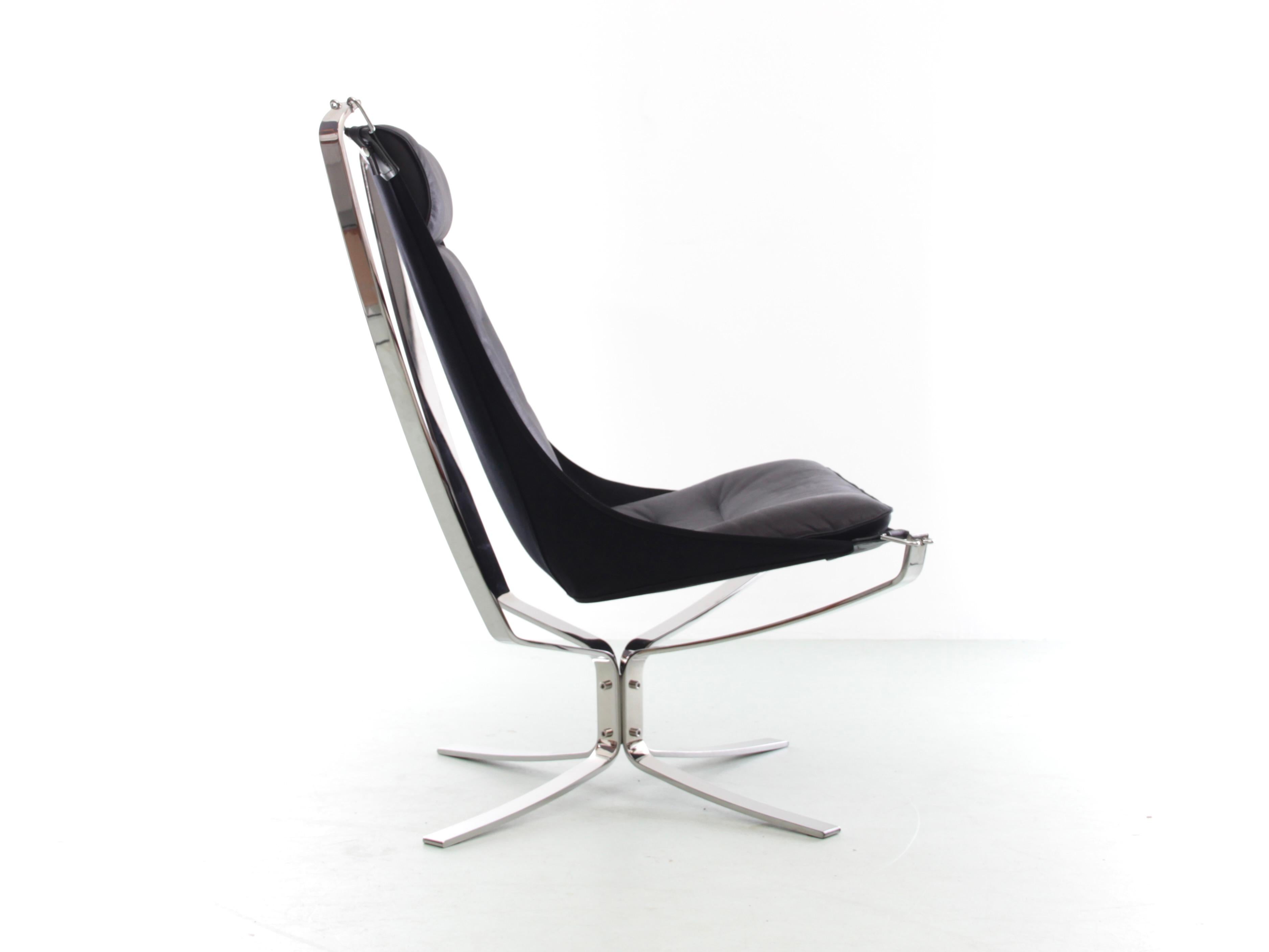 Contemporary Mid-Century Modern Falcon Phoenix Loungechair, Hight Back by Ingmar Relling, New For Sale