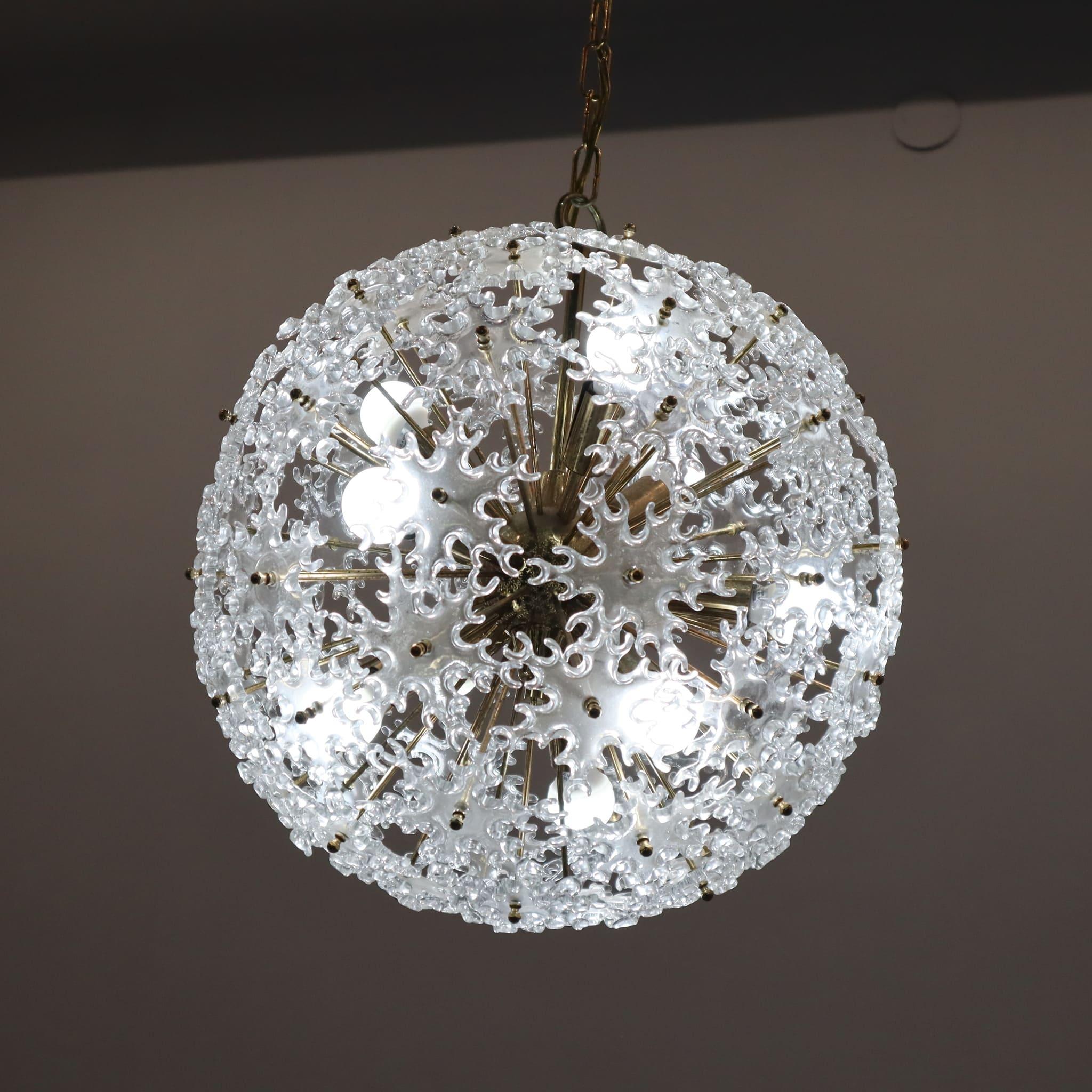 Mid-modern century murano glass sputnik chandelier Mazzega style Italy 1960 For Sale 4
