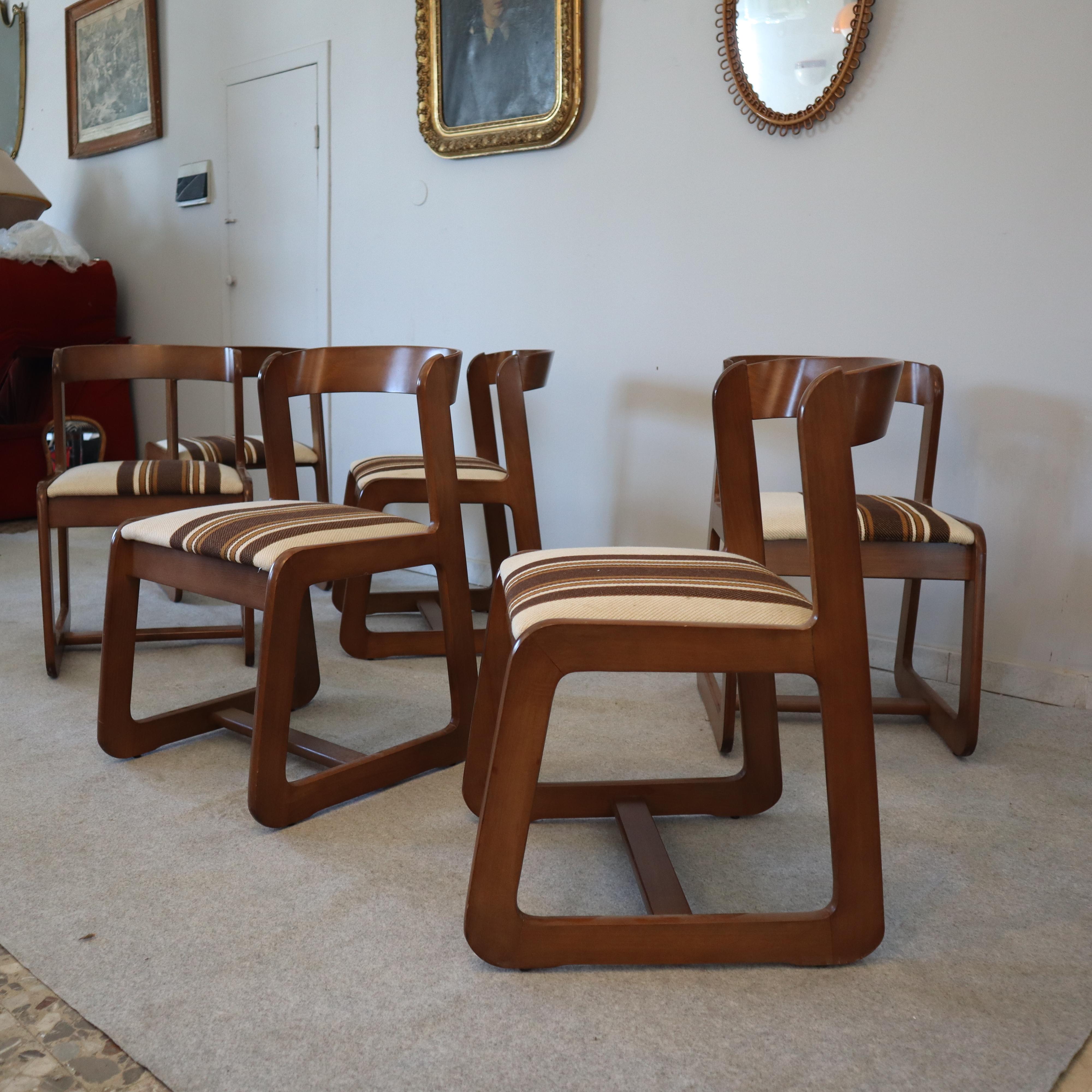 Six chaises en bois de Willy Rizzo pour Mario Sabot, Italie, années 1970 en vente 3
