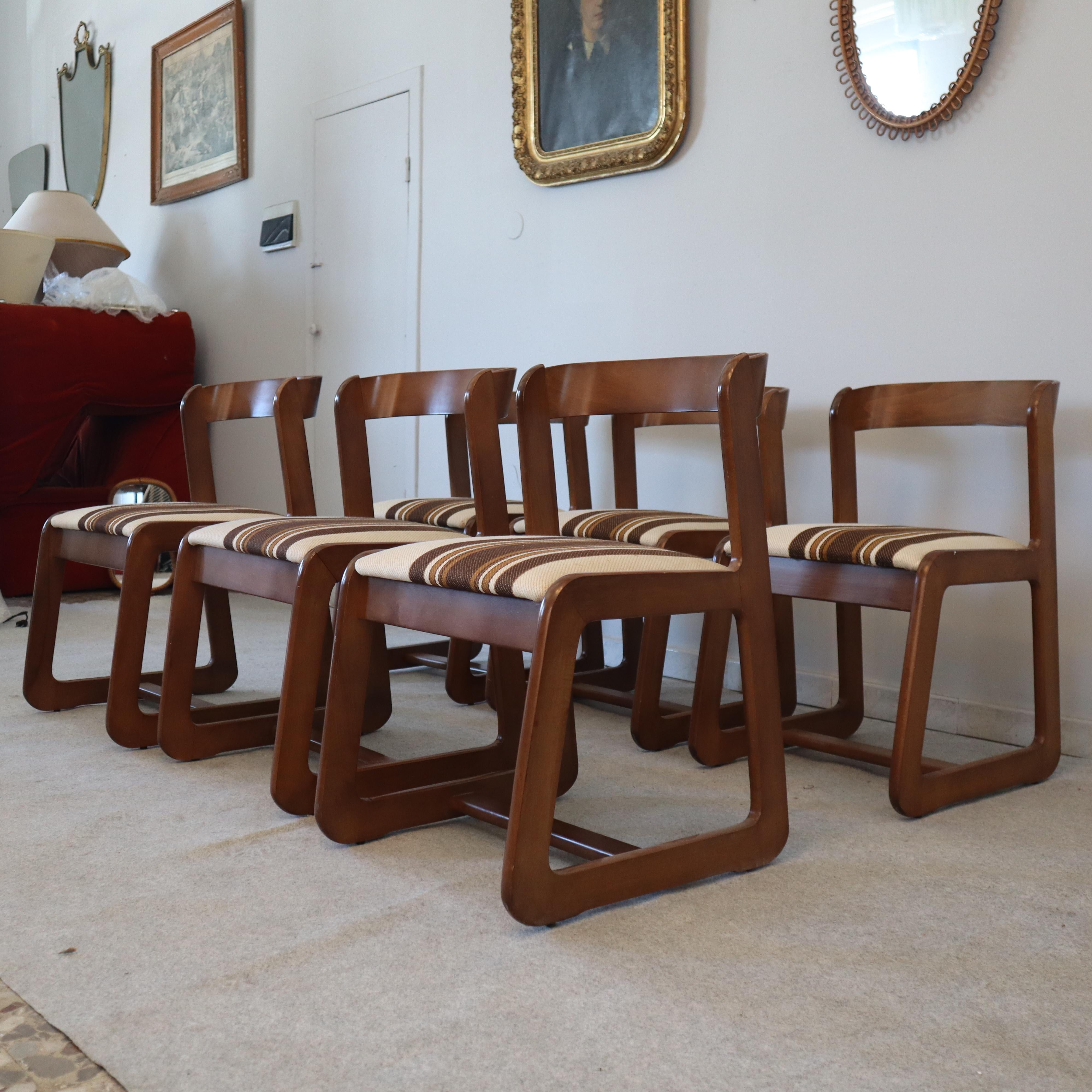 italien Six chaises en bois de Willy Rizzo pour Mario Sabot, Italie, années 1970 en vente