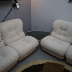 Chaise longue en boucle blanche The Moderns White 'Corolla' by I.P.E. Italy, 1970