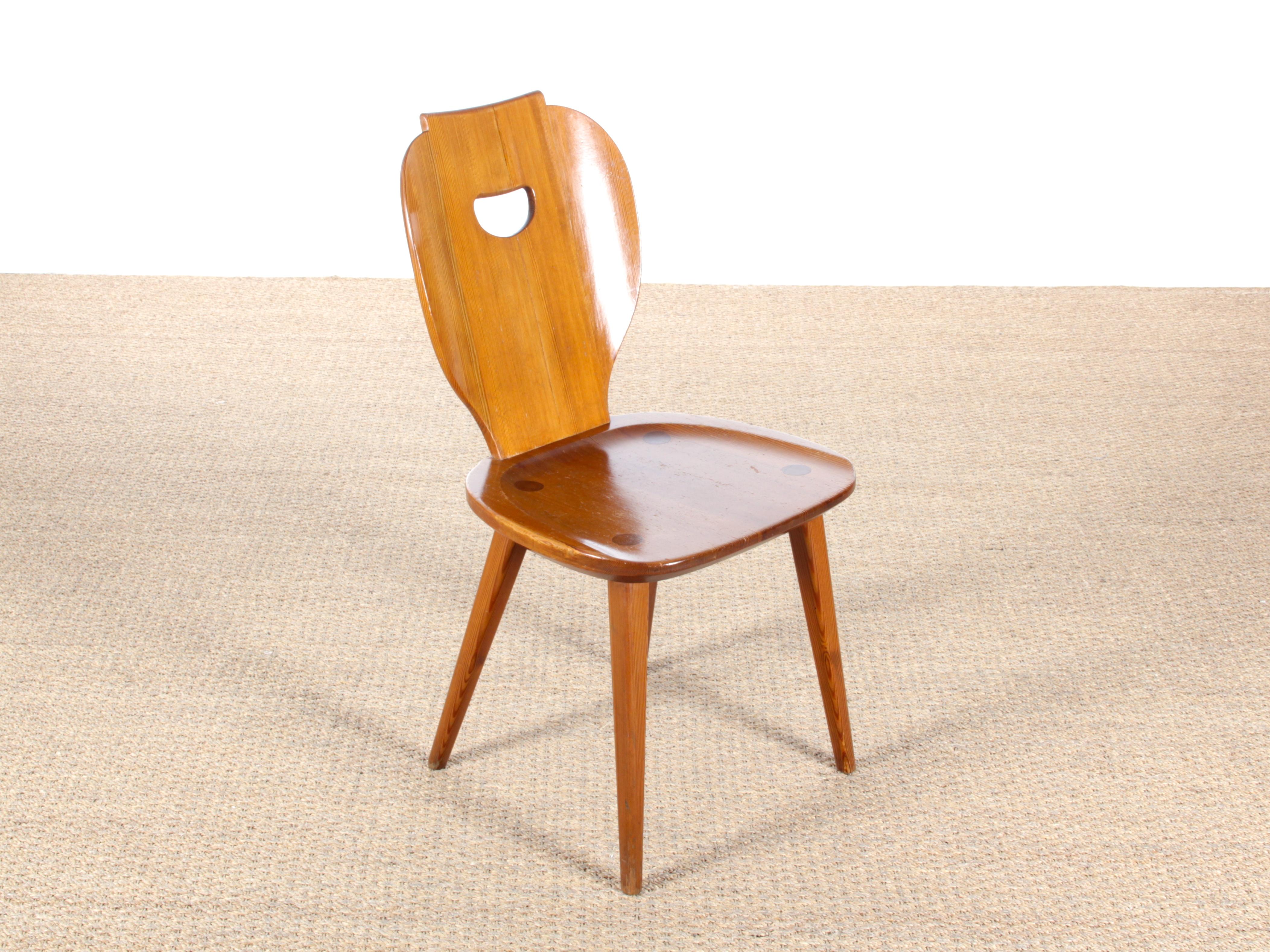 Mid Modern Scandinavian Visingsö Chairs in Pine by Carl Malmsten 5