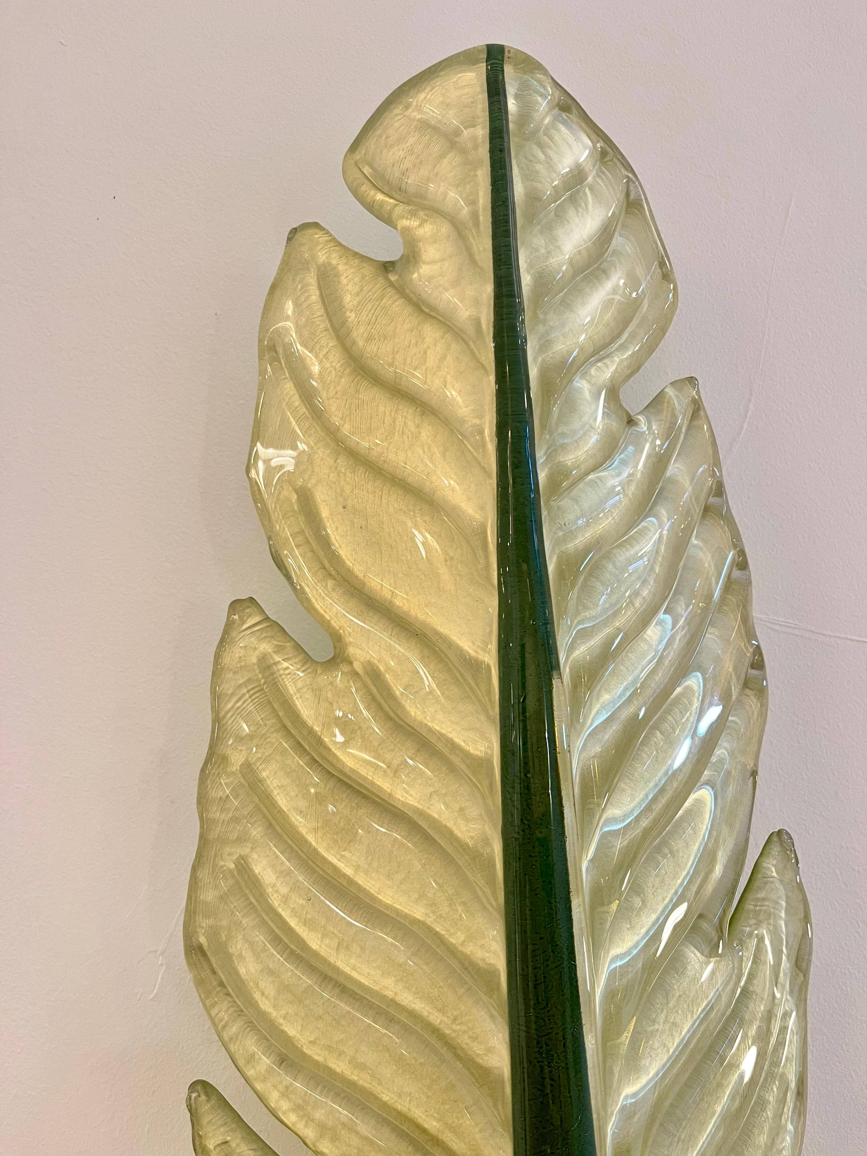 Pareja de apliques de cristal de Murano en forma de hoja, Italia en venta 1