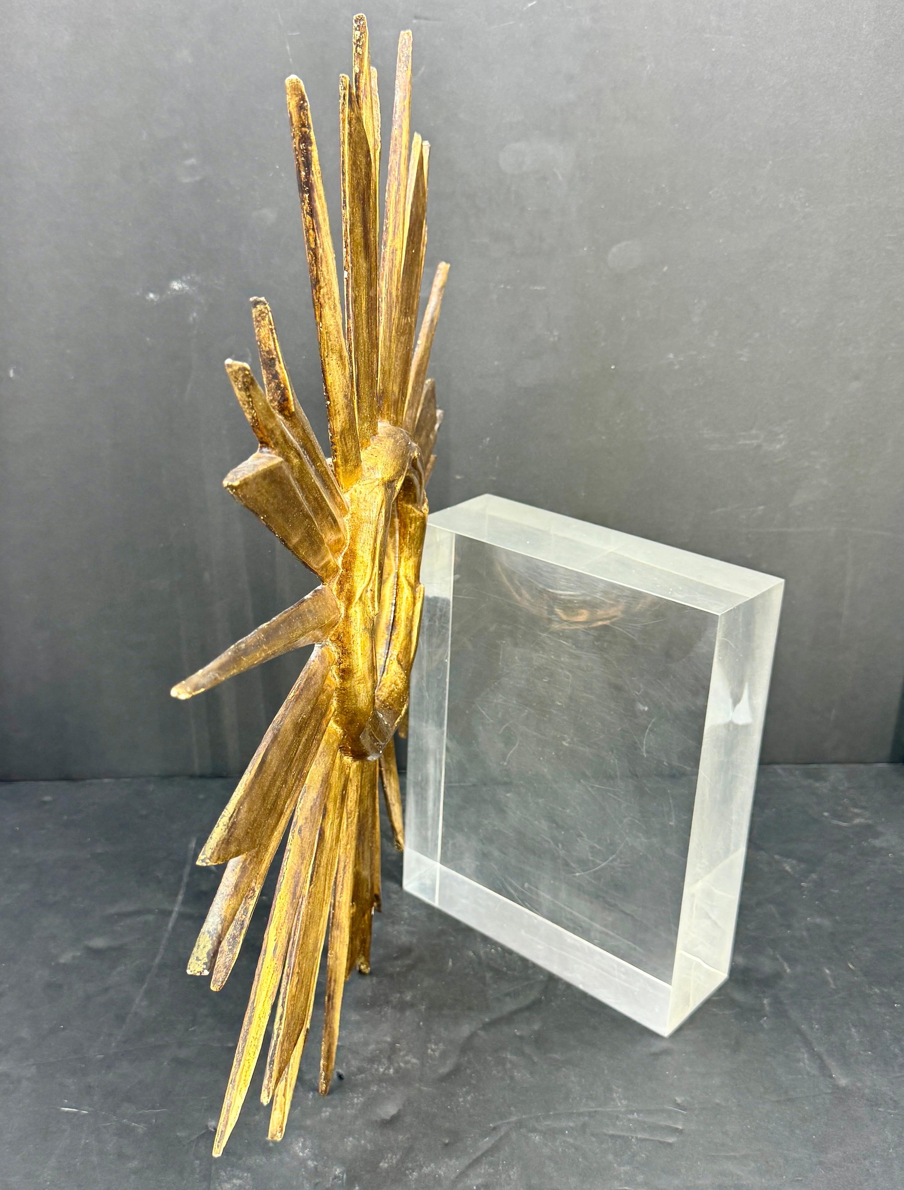 Mid-großer italienischer Blattgold-Wandspiegel mit Sternschliff und Sonnenschliff im Angebot 7