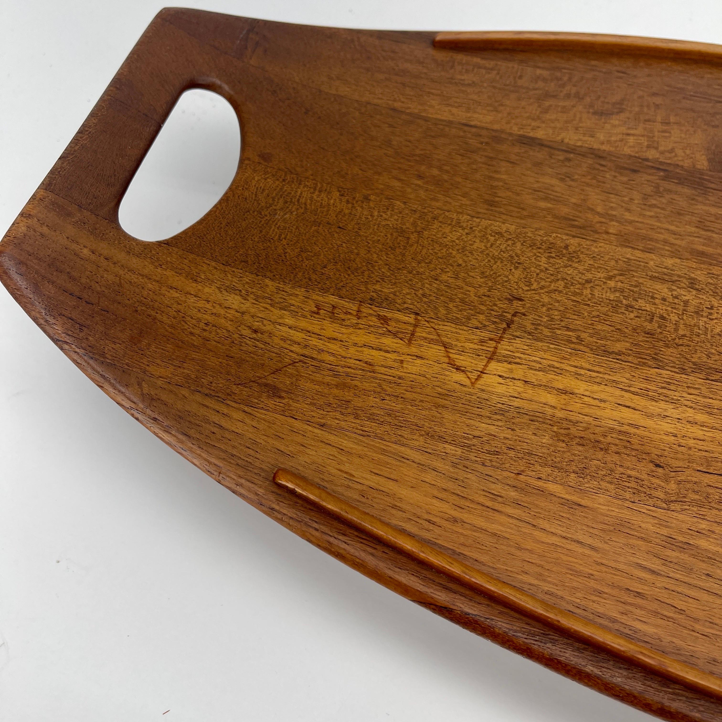 Mid-Size Teak Gondola Tray by Jens Quistgaard for Dansk, Model 208 1