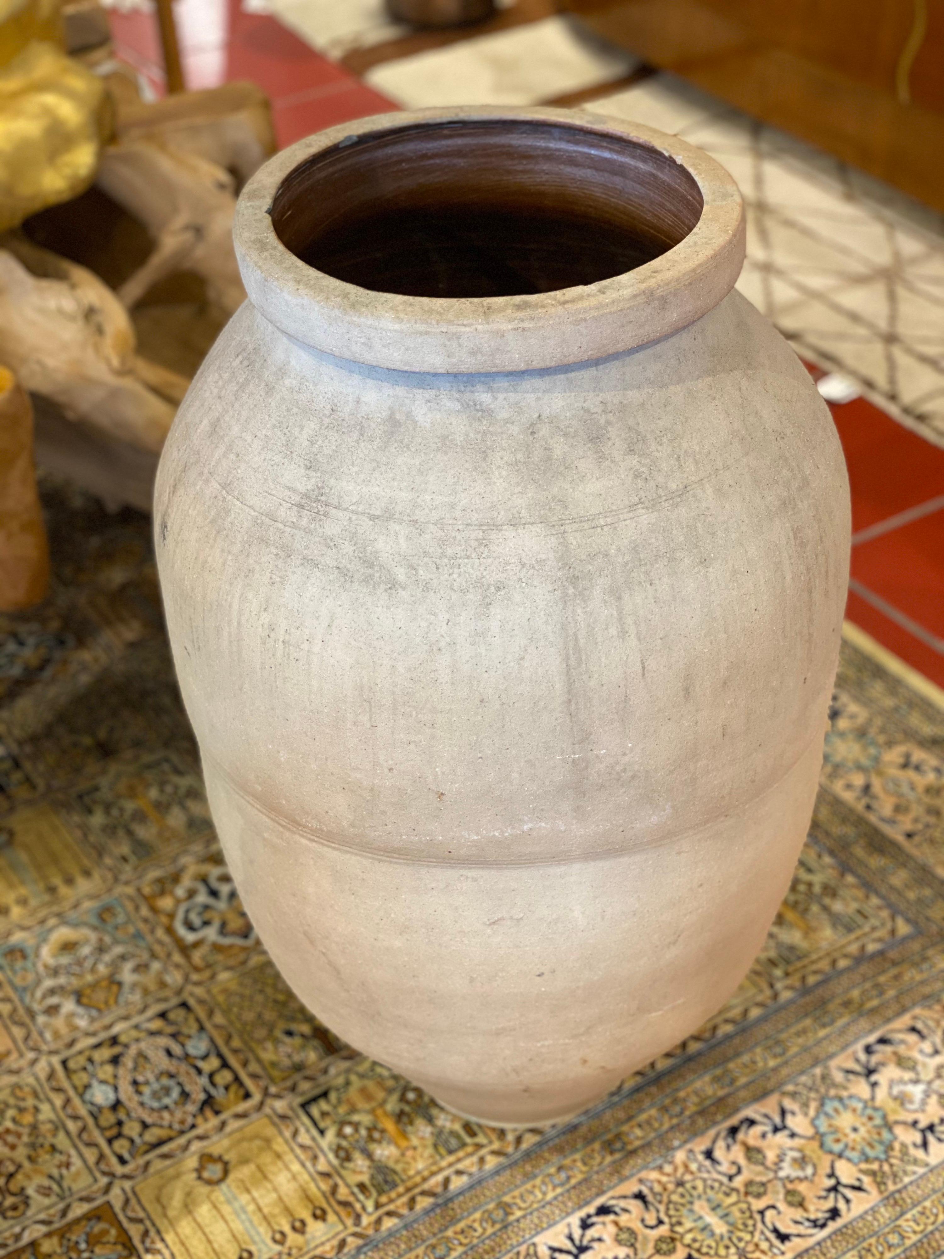 Vaso per la conservazione delle foglie di tè Shigaracki giapponese della metà o della fine del XIX secolo In condizioni buone a Bridgehampton, NY