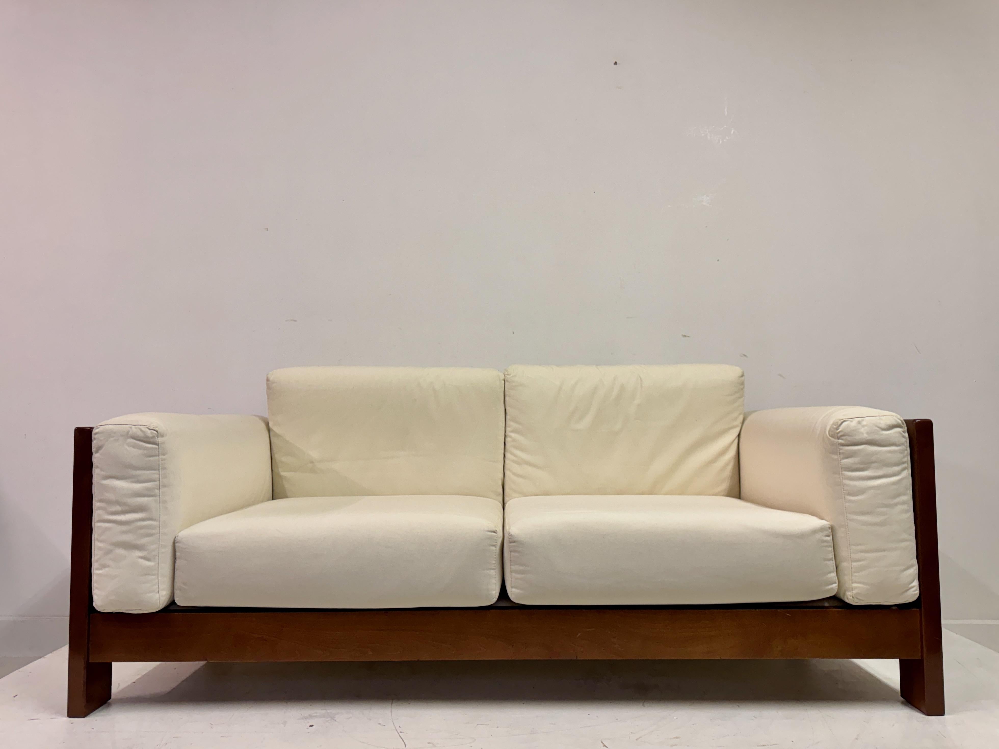 Mid-Century Modern Mid to Late 20th Century Italian Sofa en vente