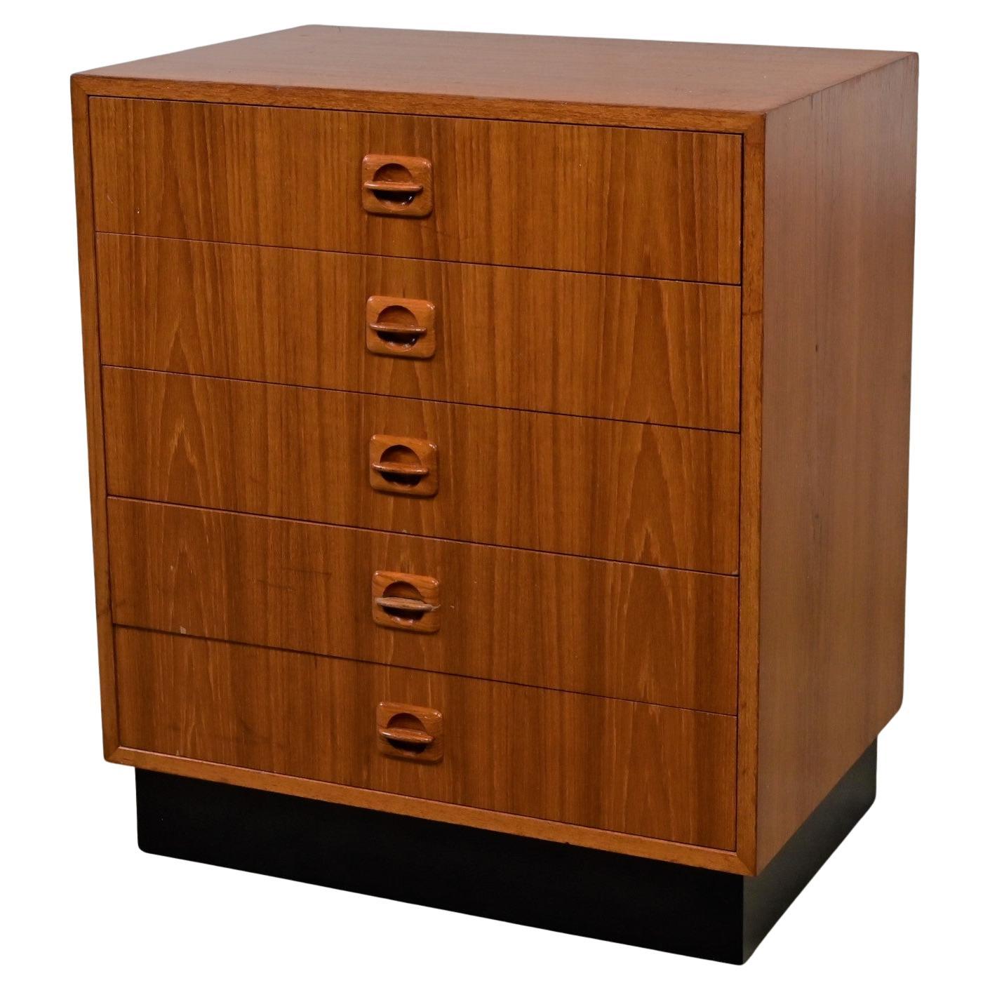 Mid to Late 20th Century Scandinavian Modern Small Teak Cabinet 5 Drawers  For Sale
