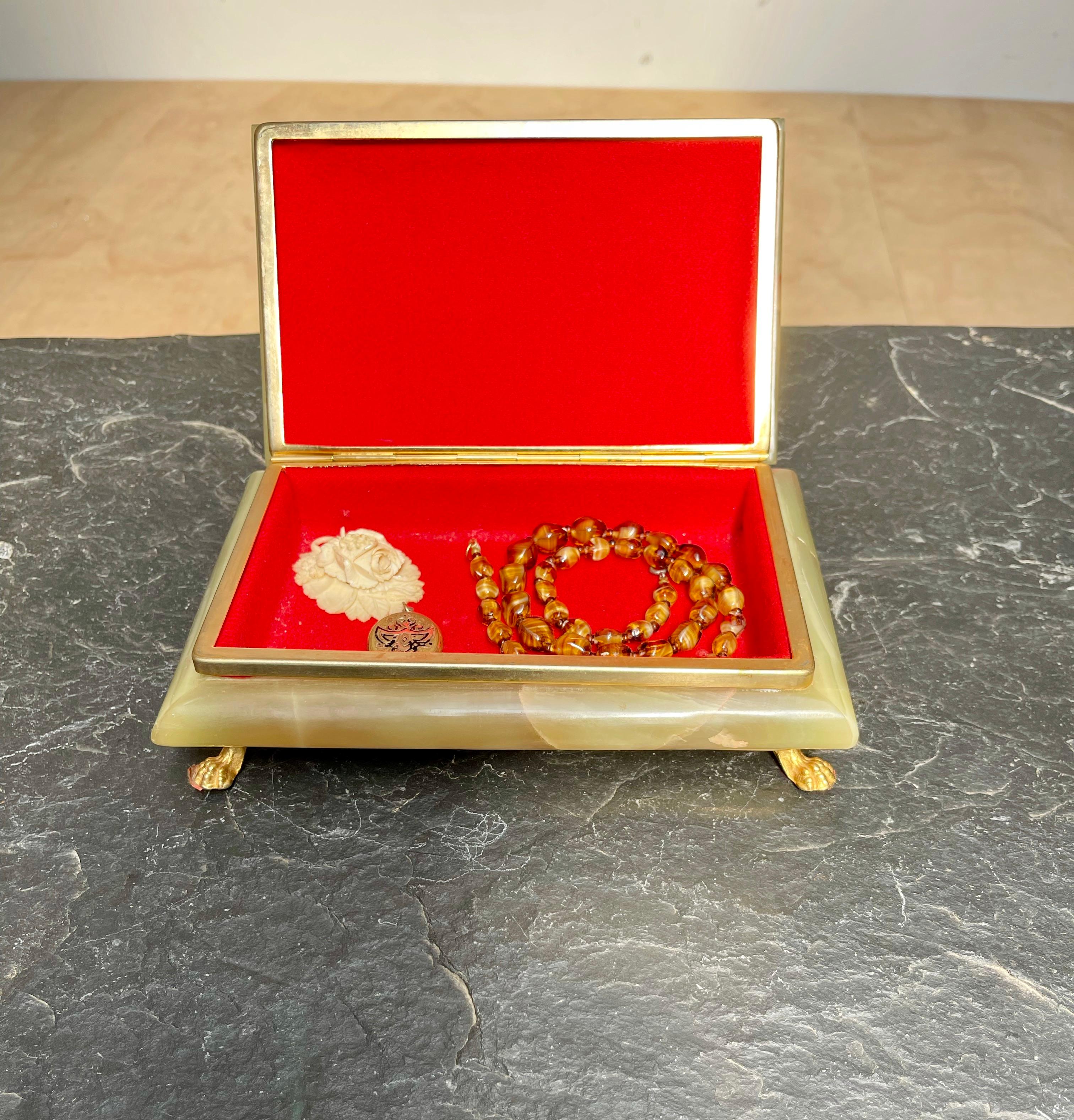 Mid Twentieth Century Beautiful Green Onyx Marble and Brass Jewelry Display Box 10