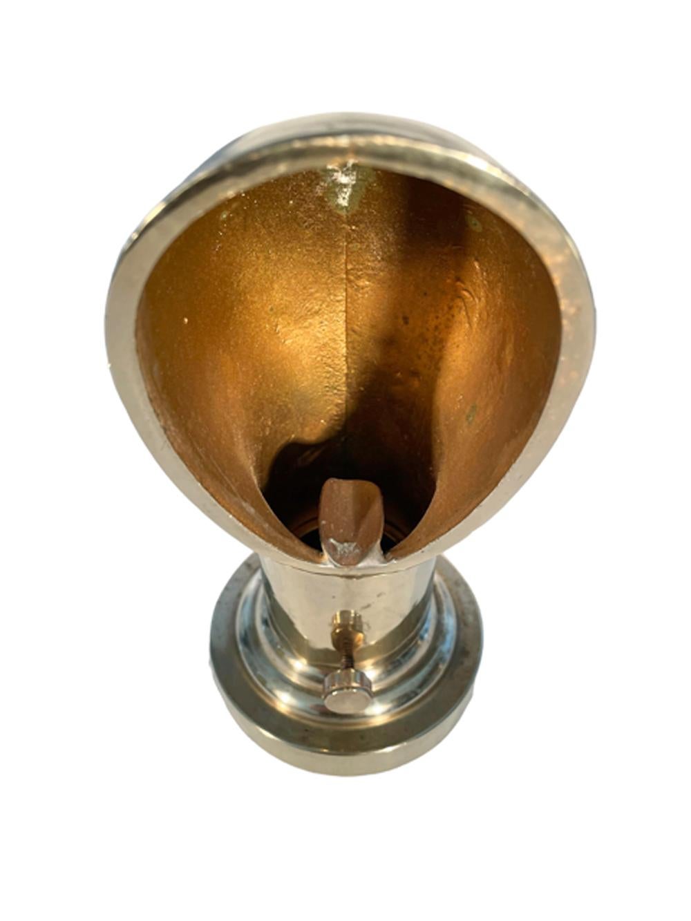 Mid 20th century cast brass single rest cigar / cigarette ashtray in the form of a ships cowl vent raised on a stepped cylindrical base which can be removed for emptying / cleaning.