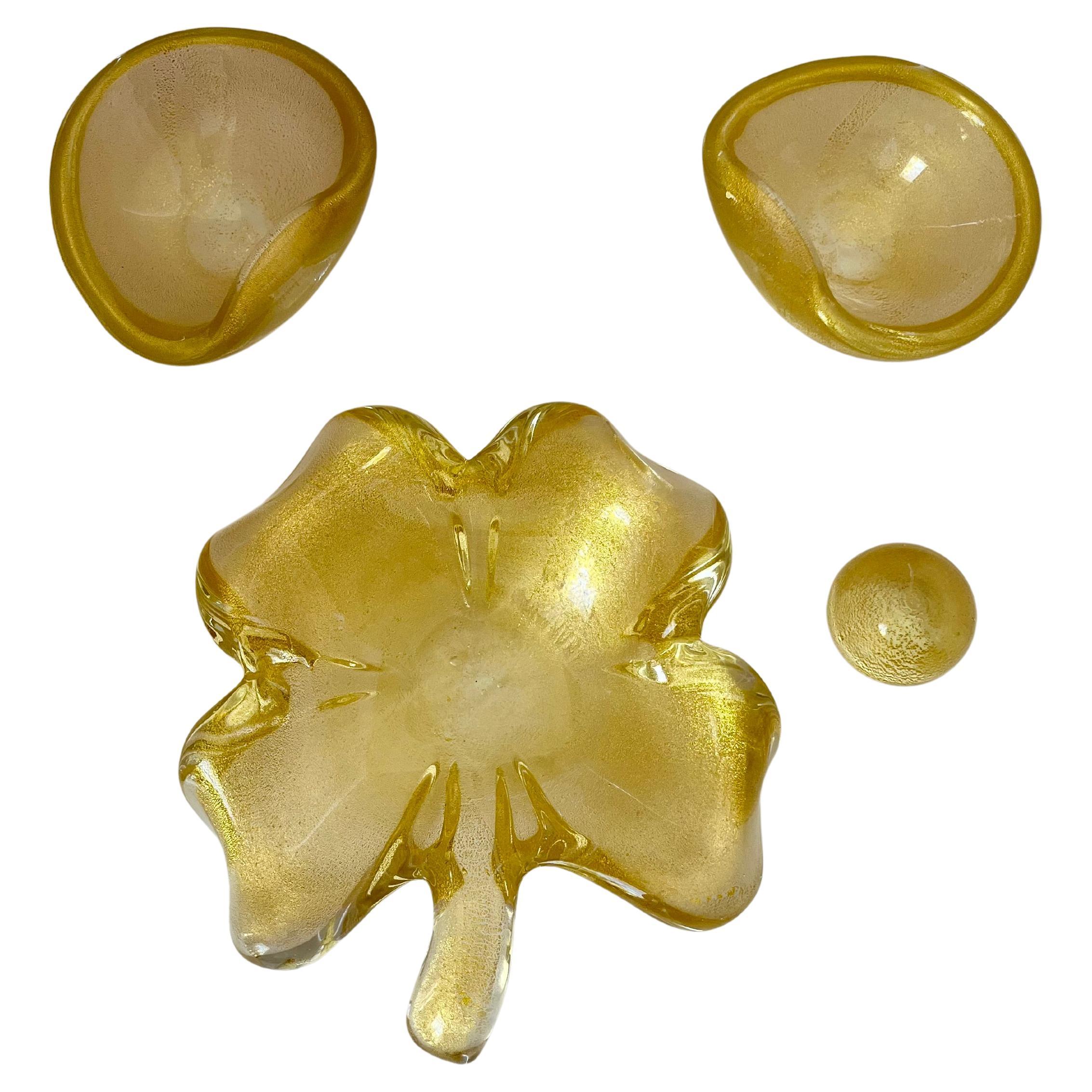 Mid Twentieth Century Murano Glass 4 piece bowl set by Archimede Seguso For Sale