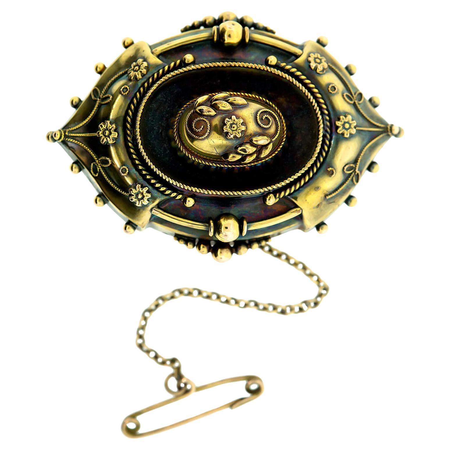 Mid-Victorian 15k Yellow Gold Brooch with Locket Circa 1870s For Sale