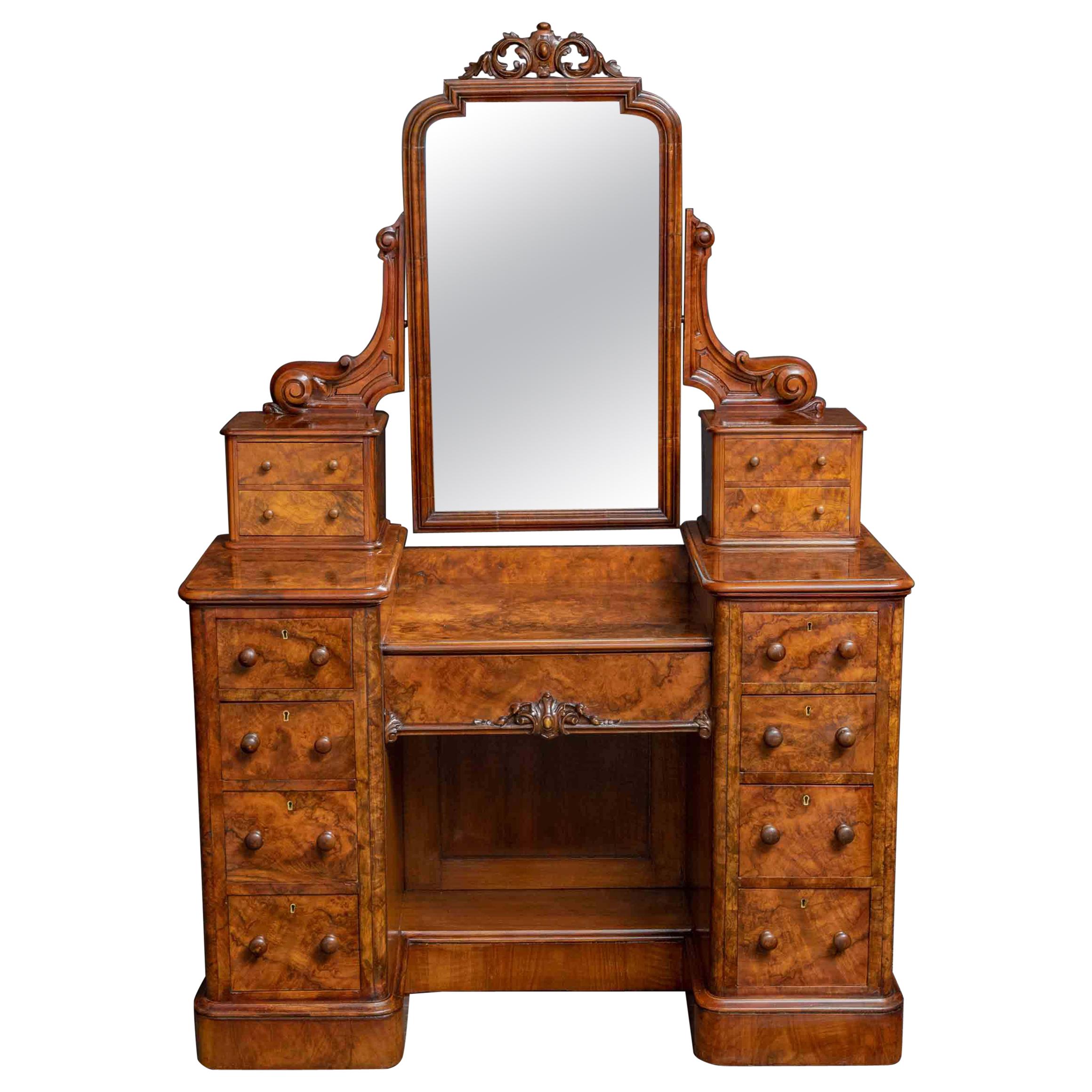 American Victorian Dressing Table with Mirror For Sale at 1stDibs