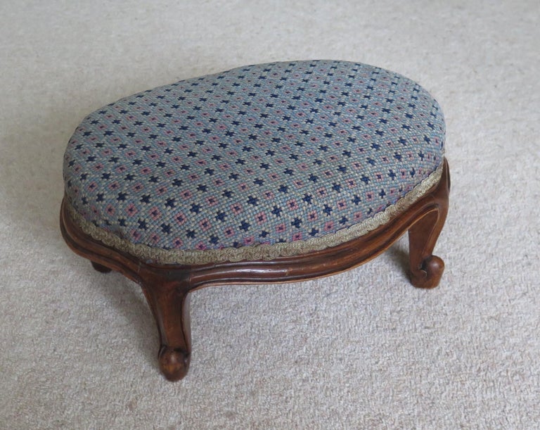 Mid Victorian Footstool Oval Mahogany with Tapestry Style Woven Top