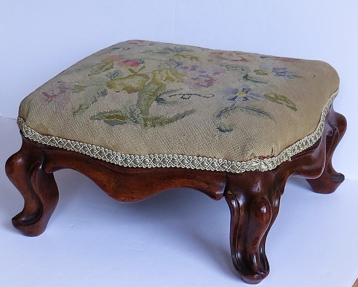 English Mid-Victorian walnut Footstool Cabriole Legs & woven Tapestry Top, circa 1850