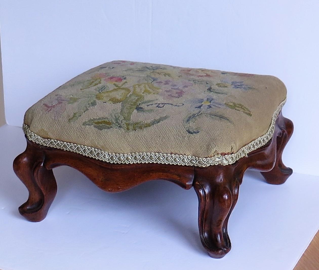 Hand-Crafted Mid-Victorian walnut Footstool Cabriole Legs & woven Tapestry Top, circa 1850