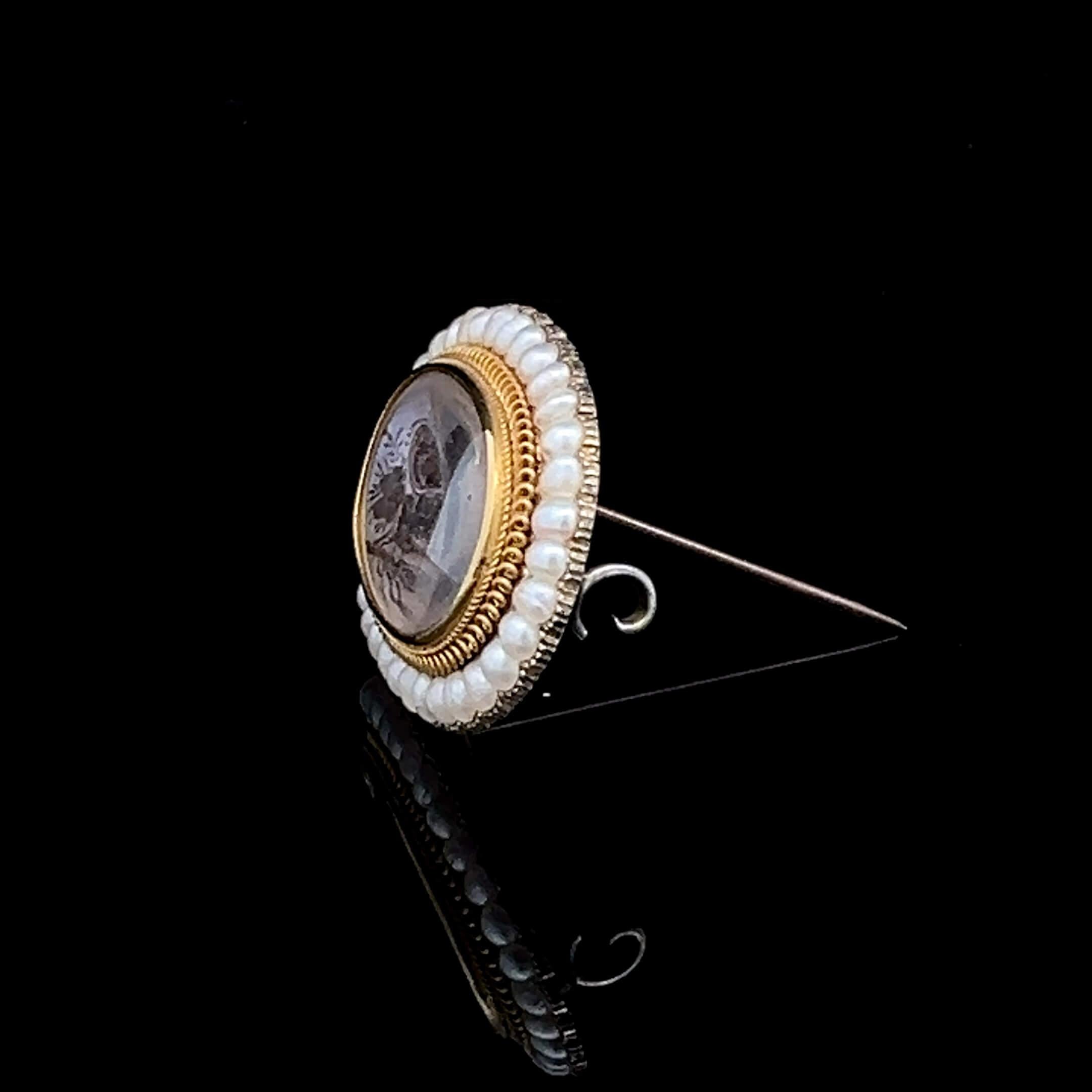 Mid-Victorian Pearl Memorial Brooch Circa 1850s For Sale 1